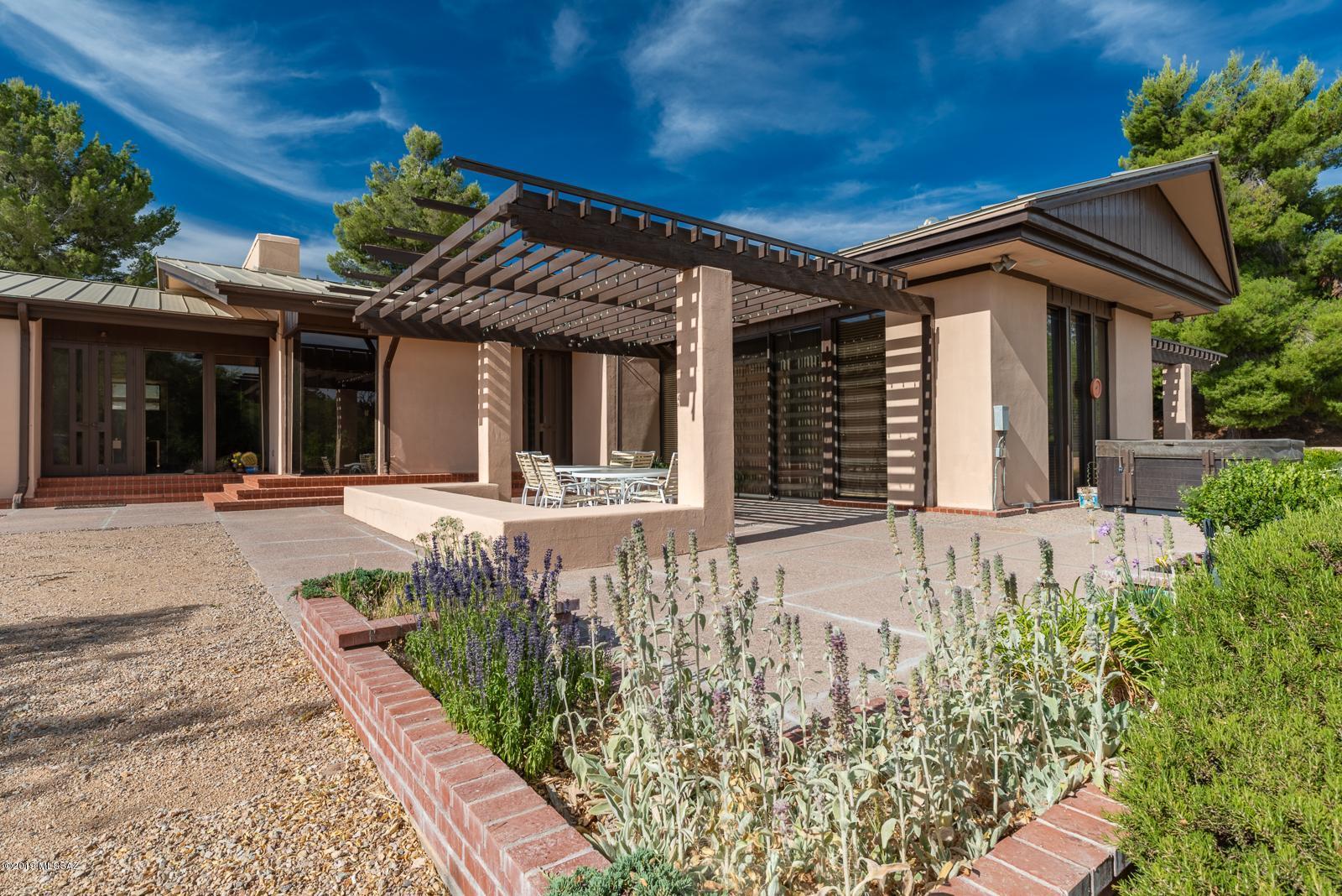 Crown C Ranch - Residential