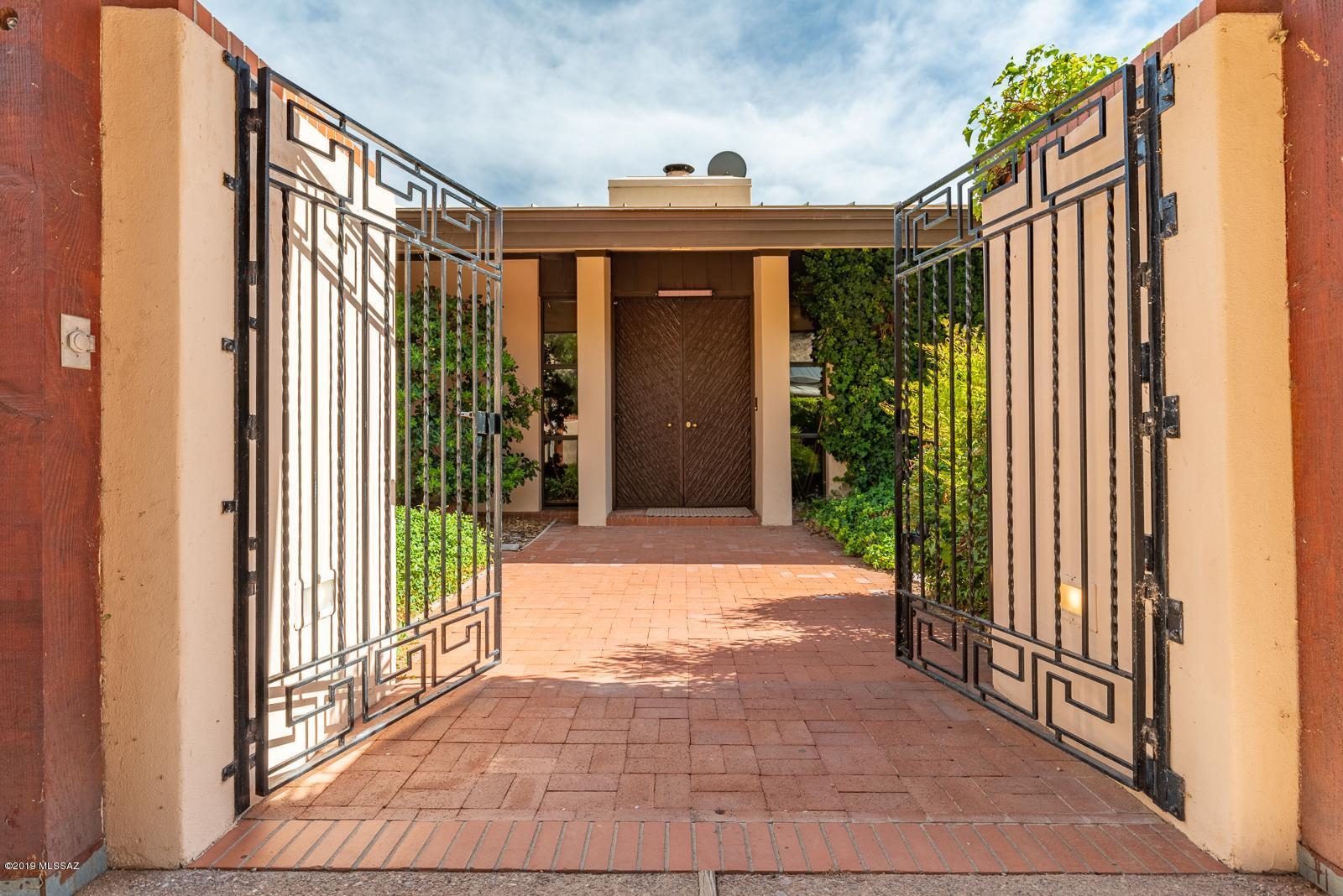 Crown C Ranch - Residential