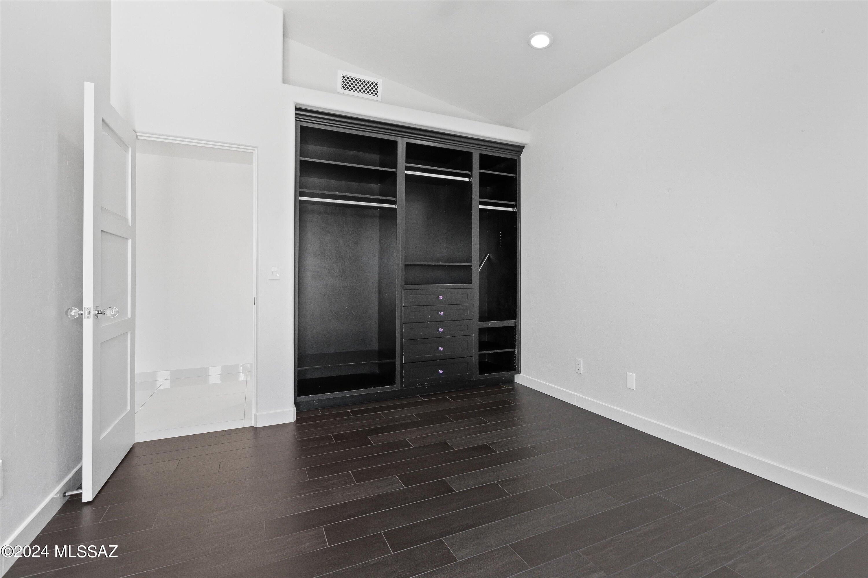 Las Lomas De Catalina (1-36) - Residential