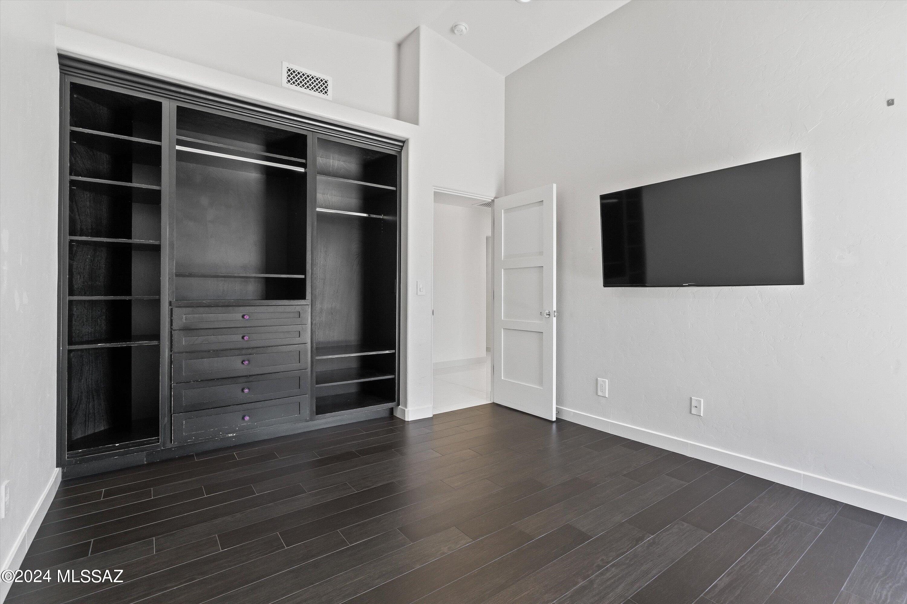 Las Lomas De Catalina (1-36) - Residential