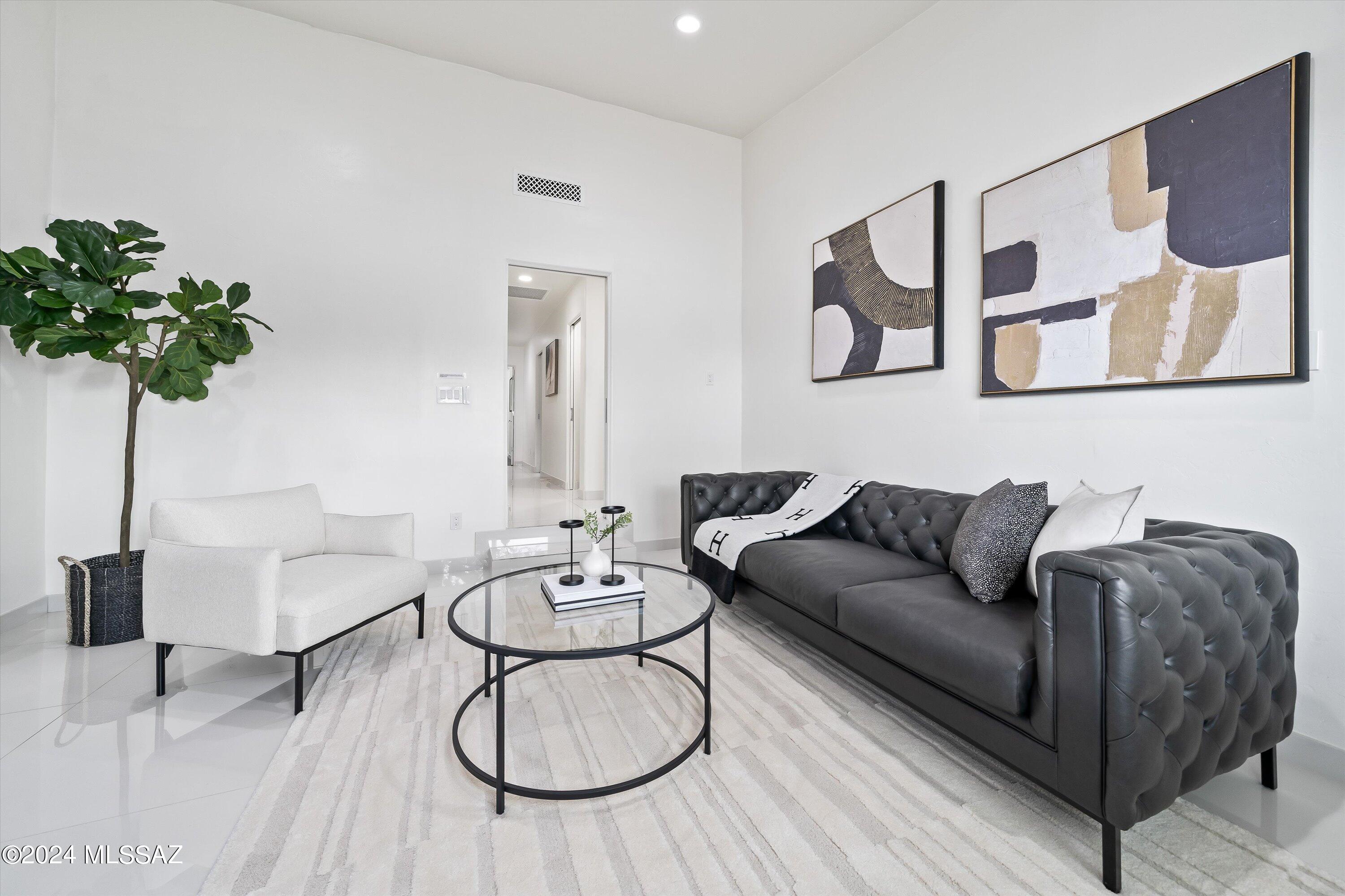 Las Lomas De Catalina (1-36) - Residential