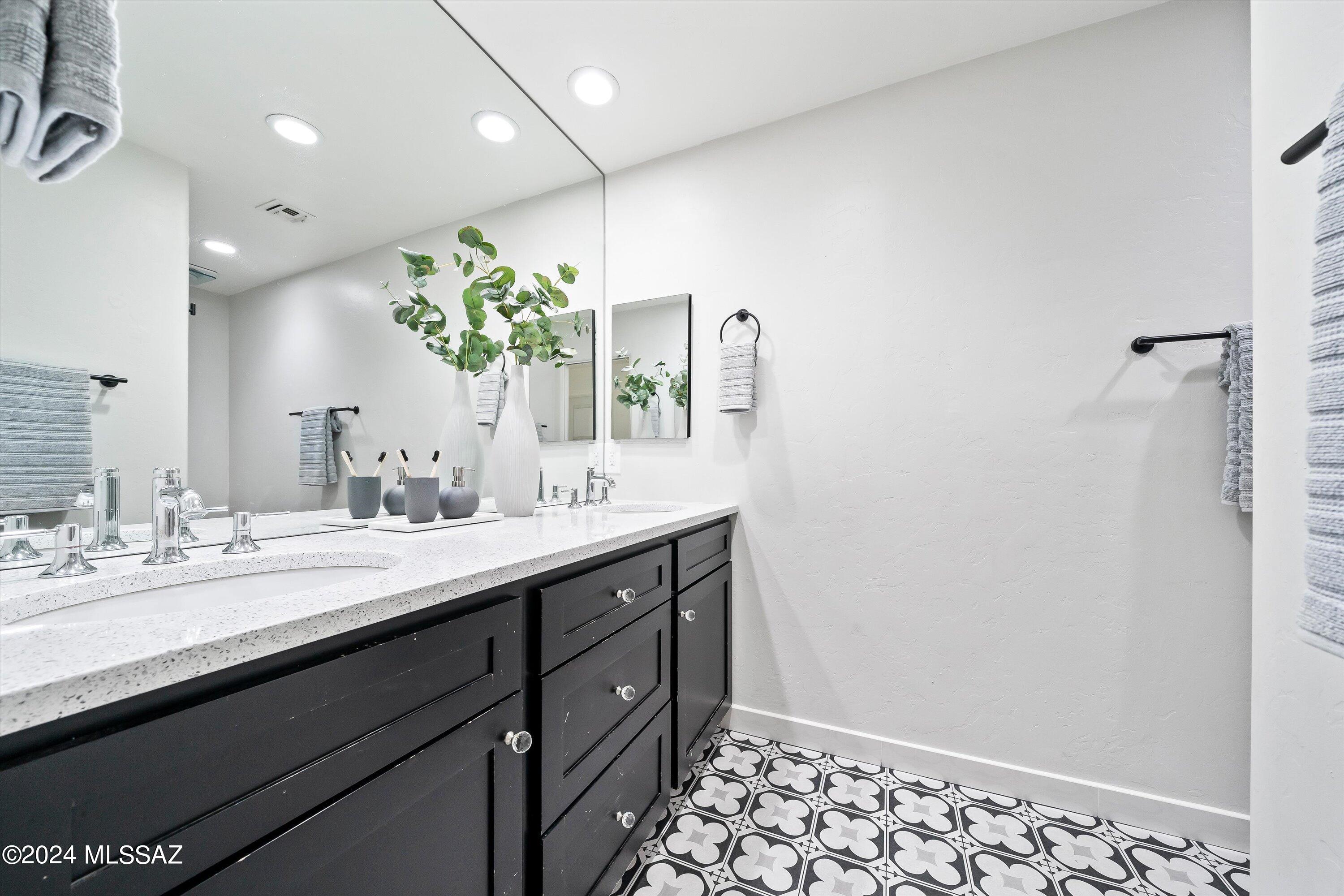 Las Lomas De Catalina (1-36) - Residential