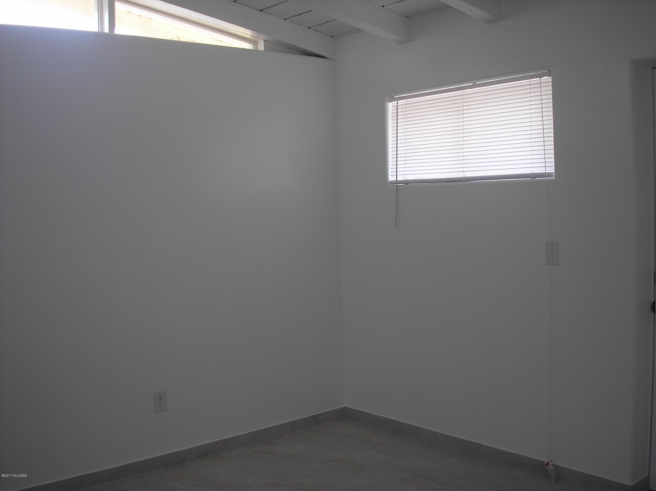 Unsubdivided - Residential Lease