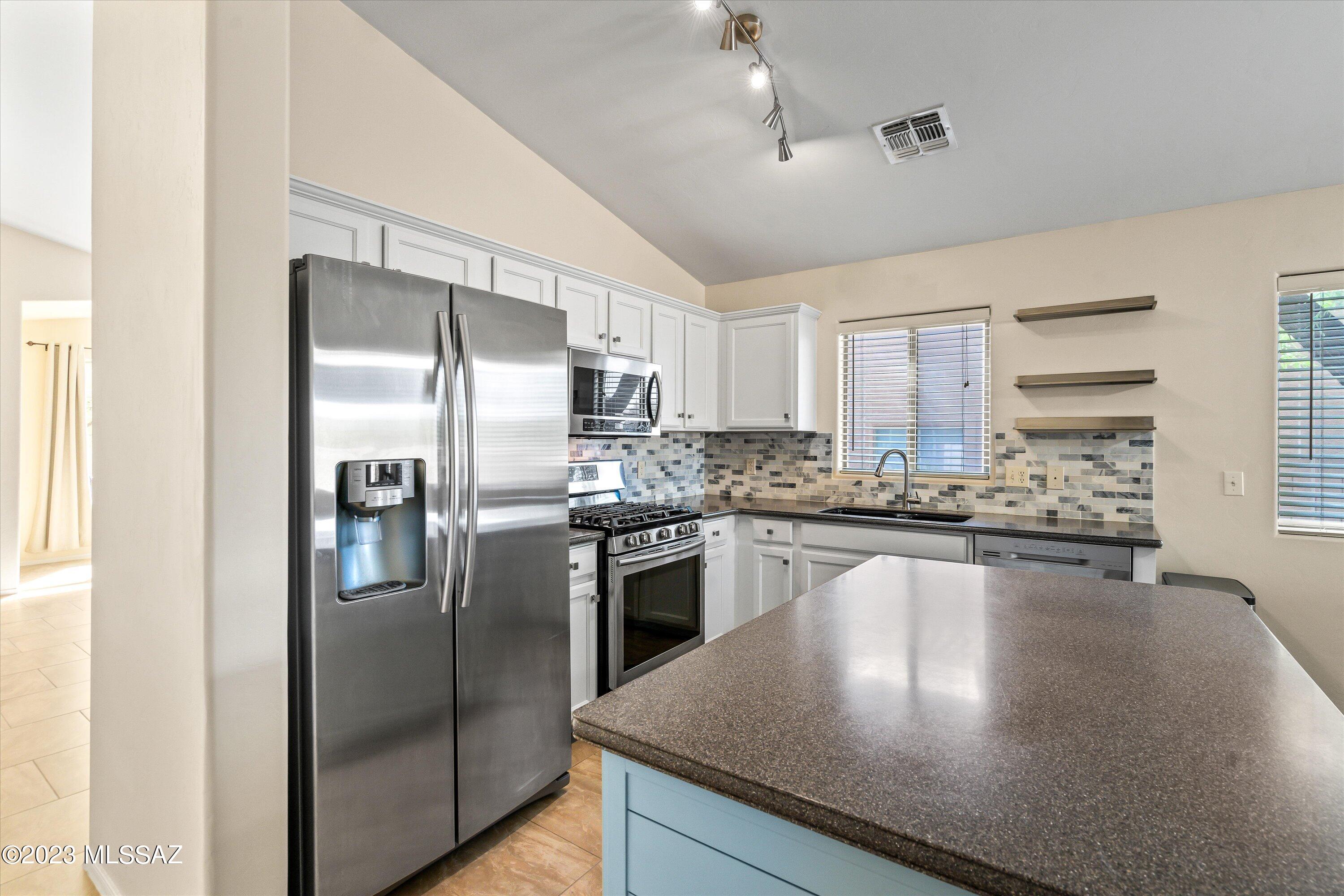 San Lucas Block 9 - Residential