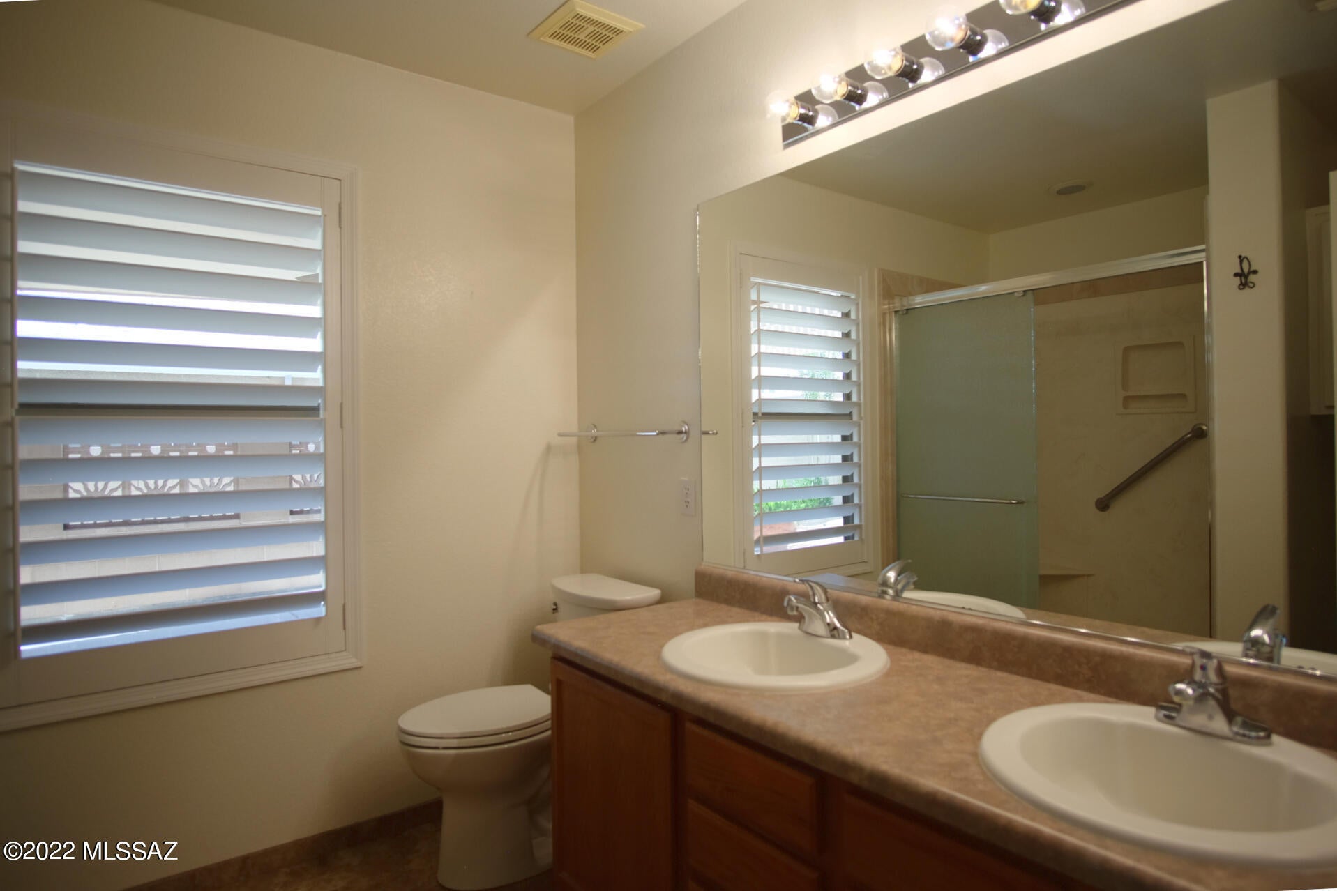 Oakmore At Midvale (266-318) - Residential Lease