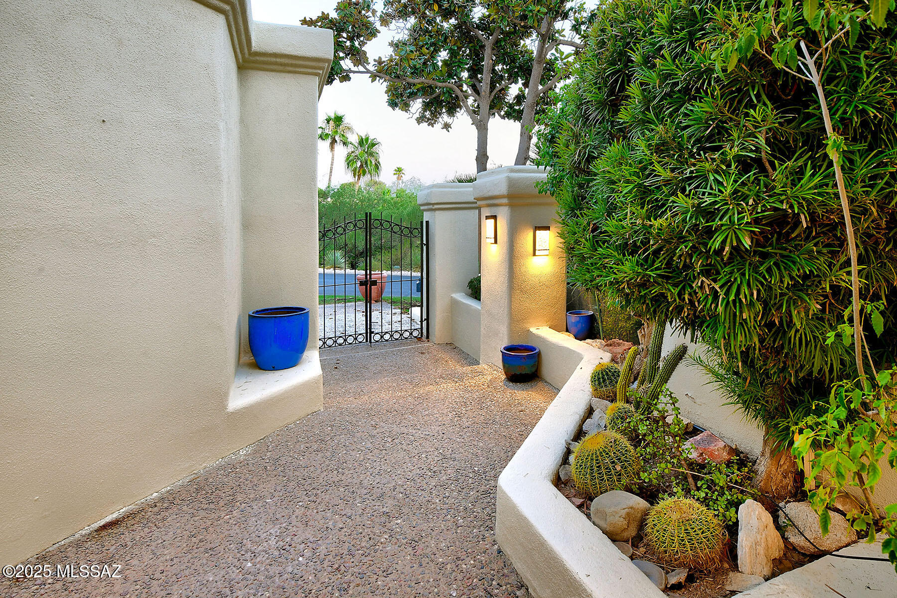 El Diamante Townhomes (1-15) - Residential