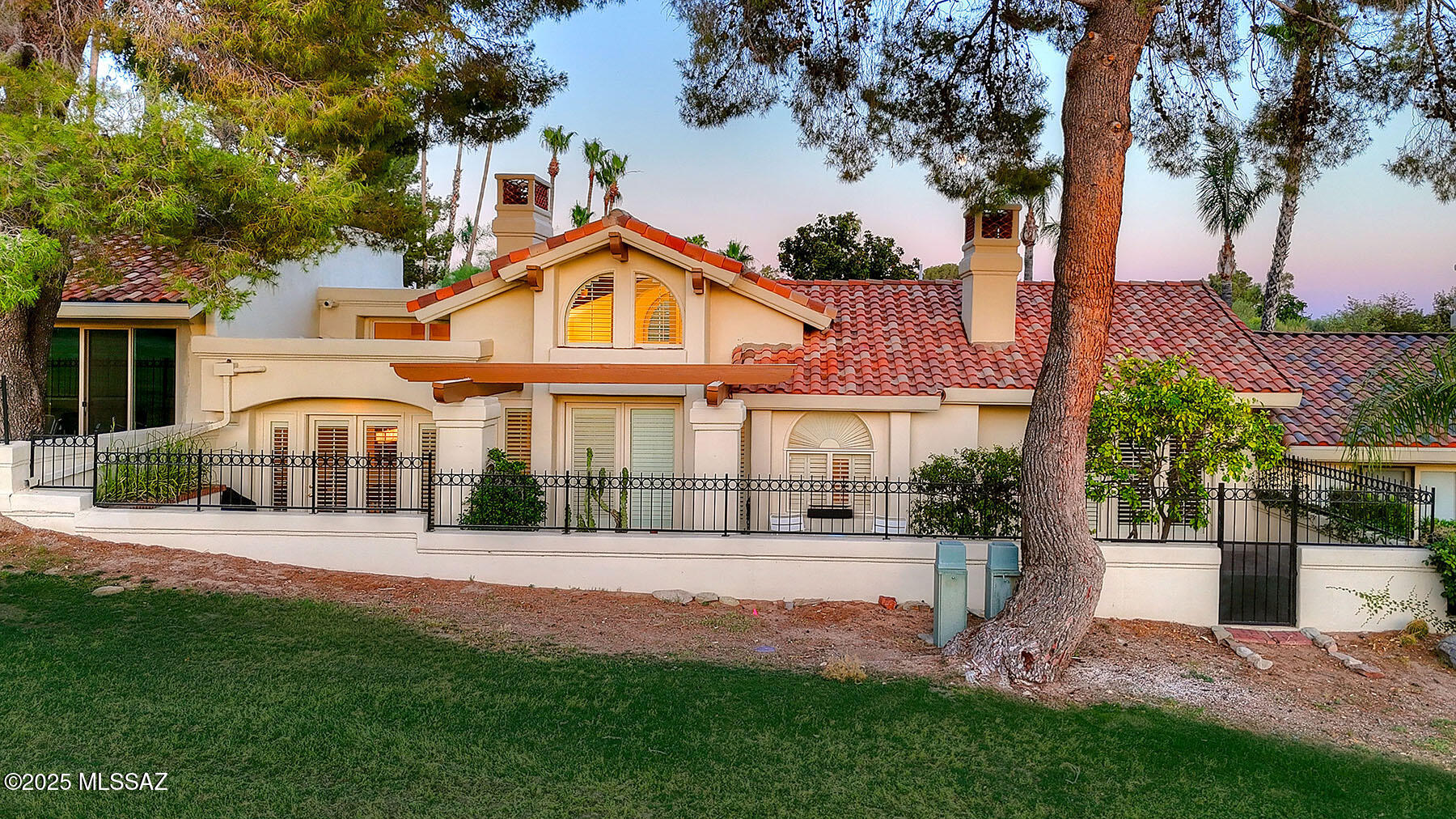 El Diamante Townhomes (1-15) - Residential