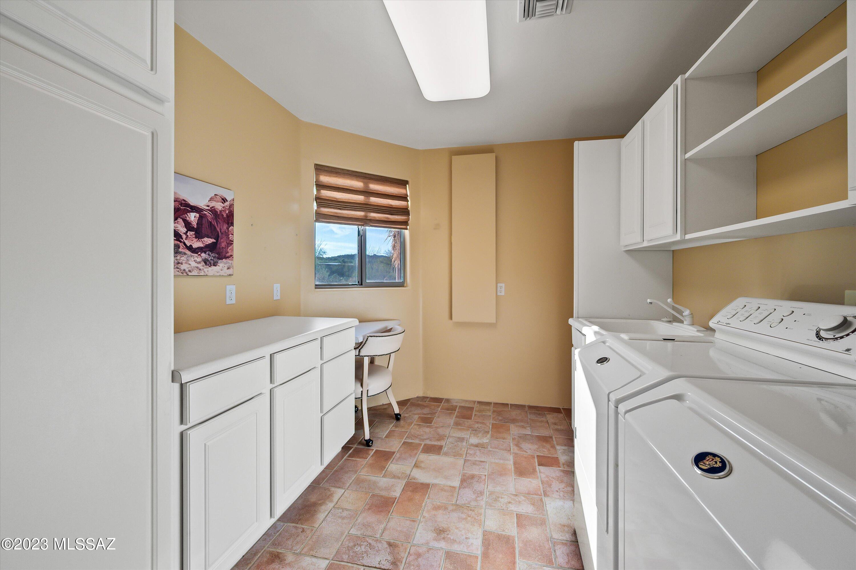 Hummingbird Knoll (1-9) - Residential