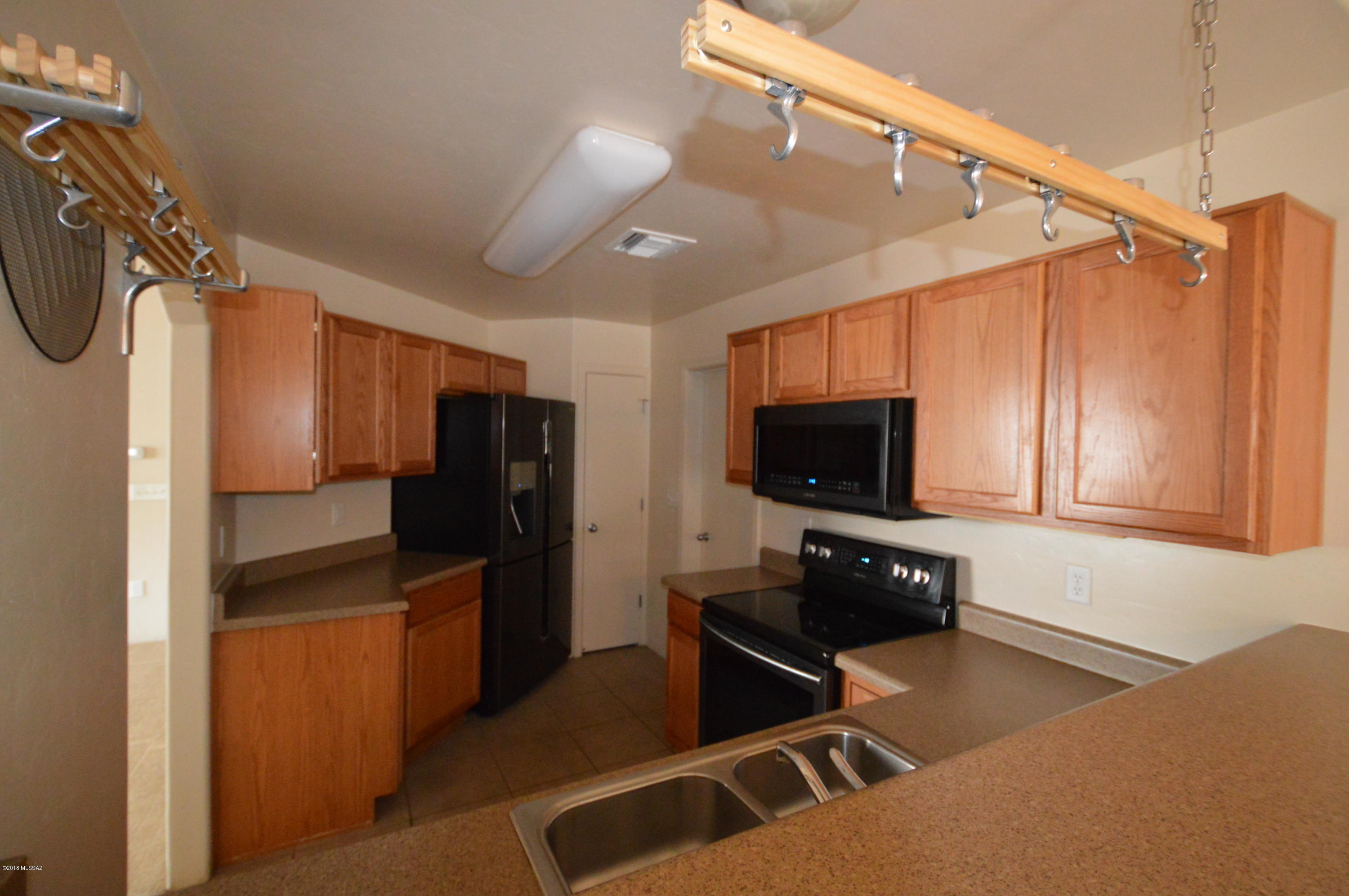 Vista Montana Estates - Residential Lease