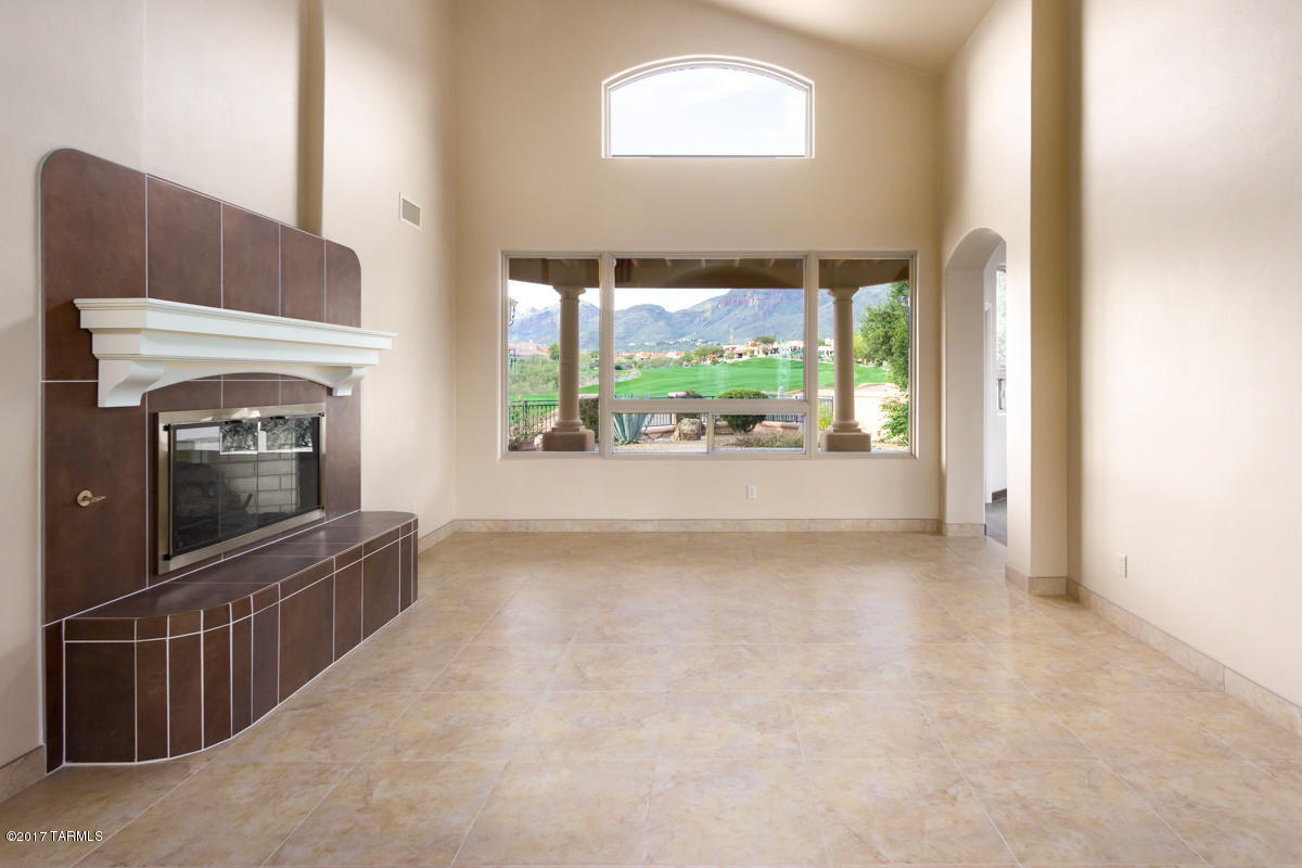 Paloma Del Sol (1-50) - Residential