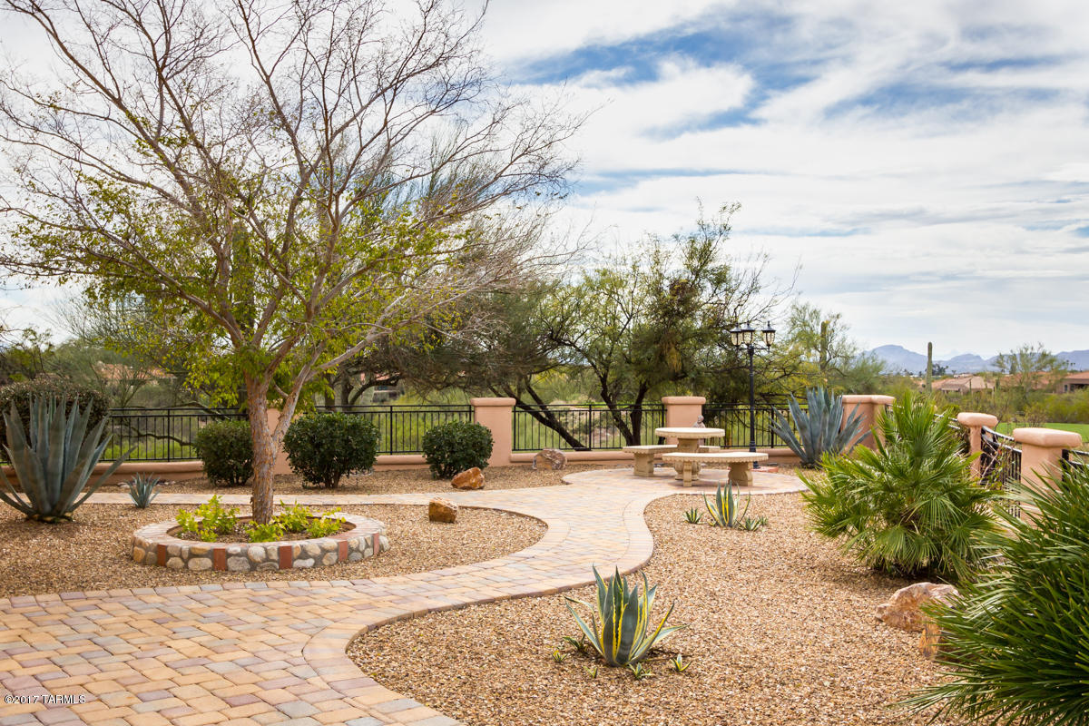 Paloma Del Sol (1-50) - Residential