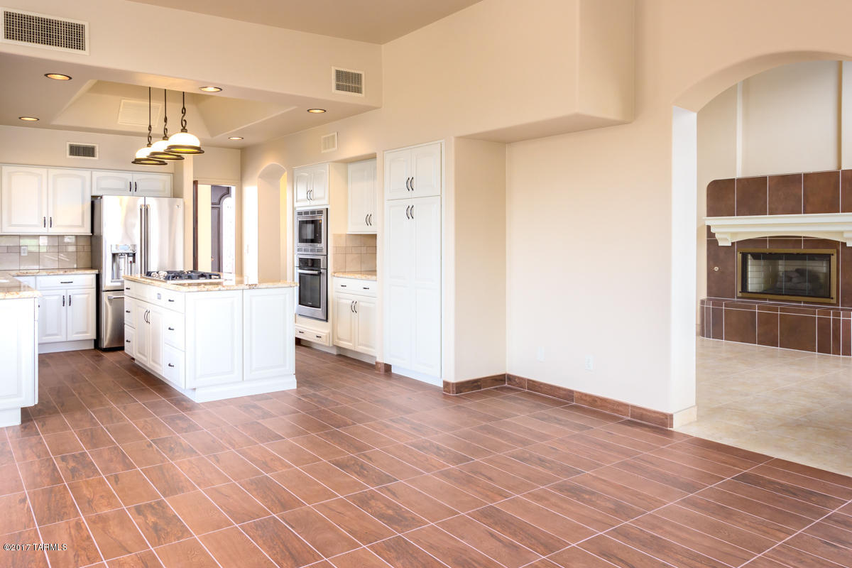 Paloma Del Sol (1-50) - Residential