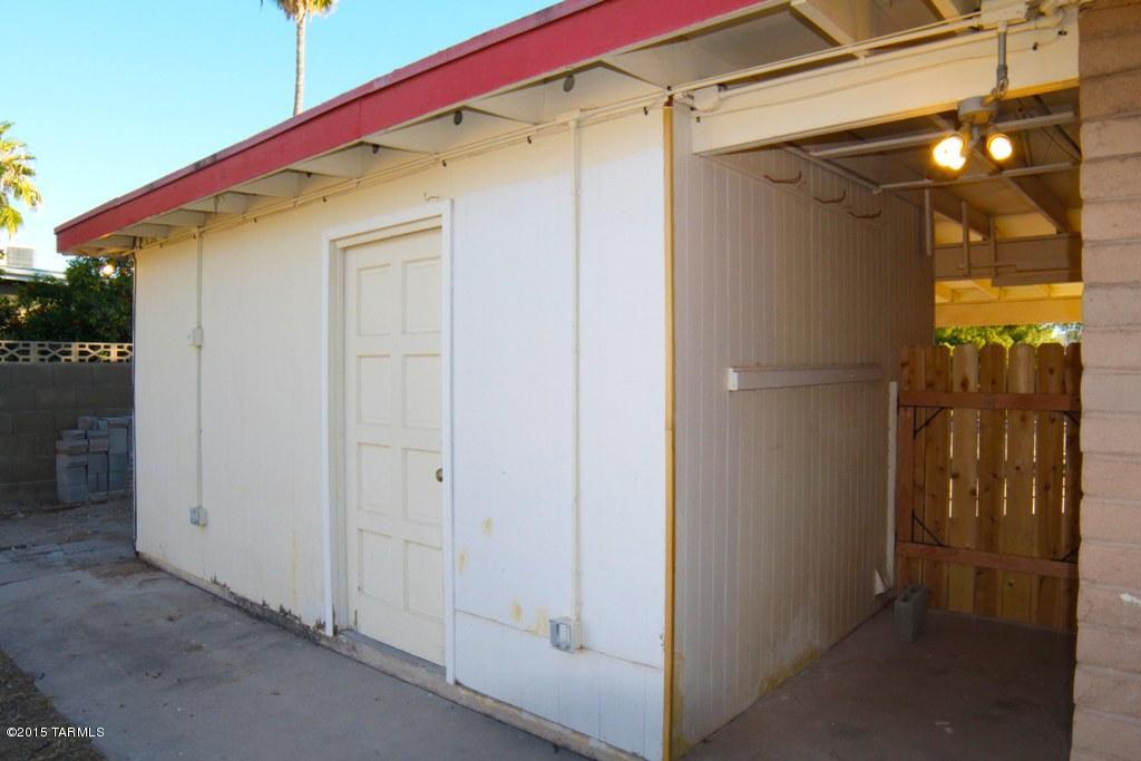 Valley View East NO. 5 (1-344) - Residential Lease