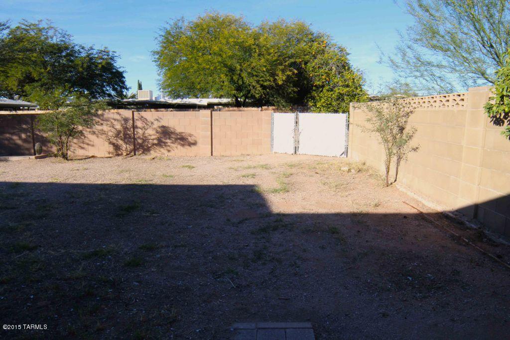 Valley View East NO. 5 (1-344) - Residential Lease