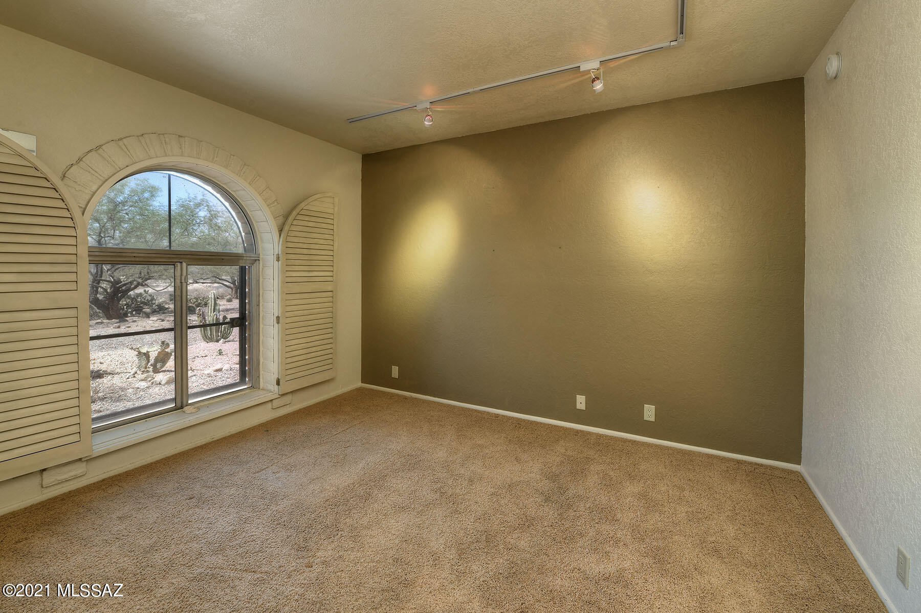 Sabino Town And Country Estates (1-77) - Residential