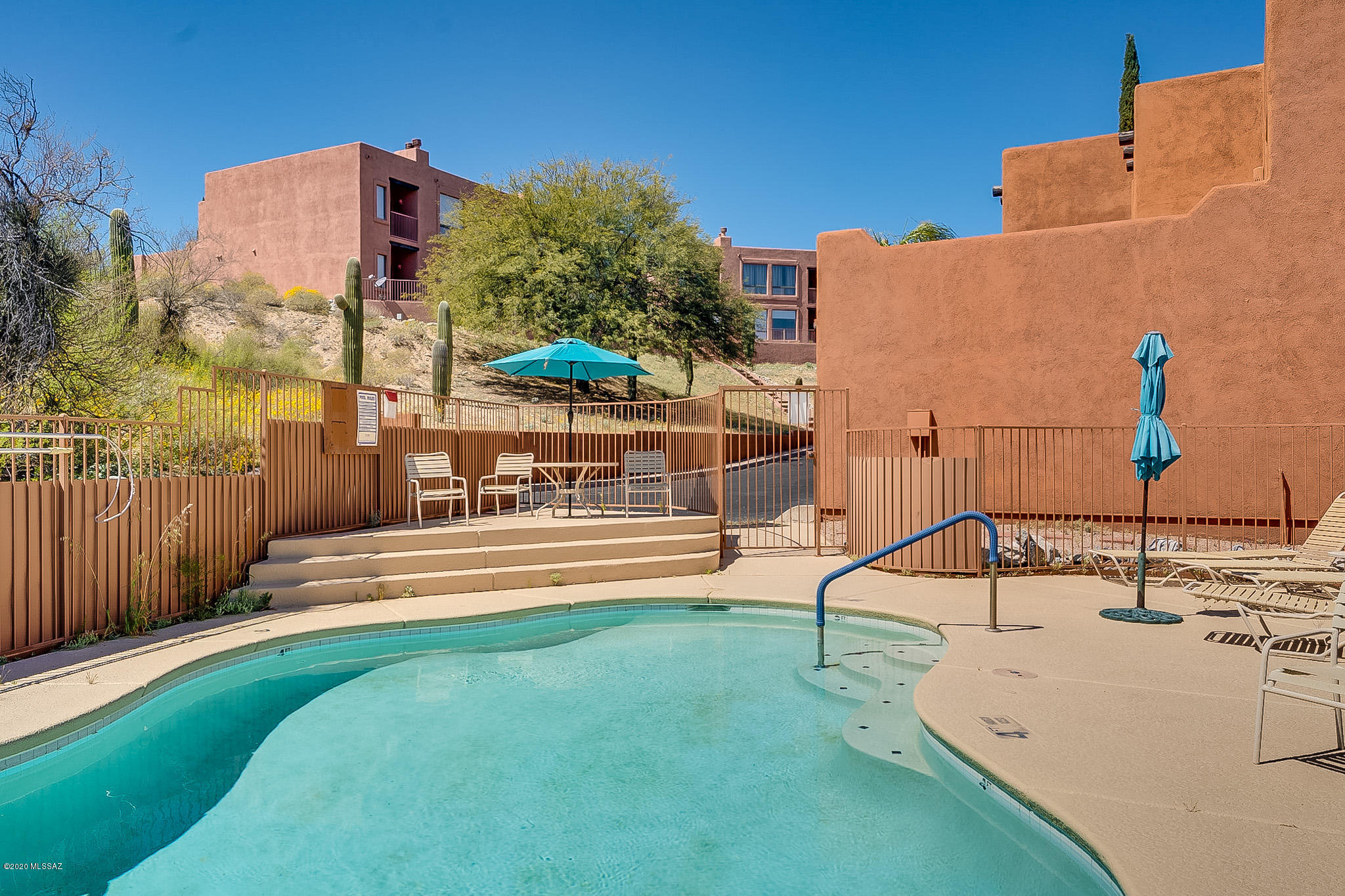 Fairway Terrace Condos. (Units 1-30) - Residential