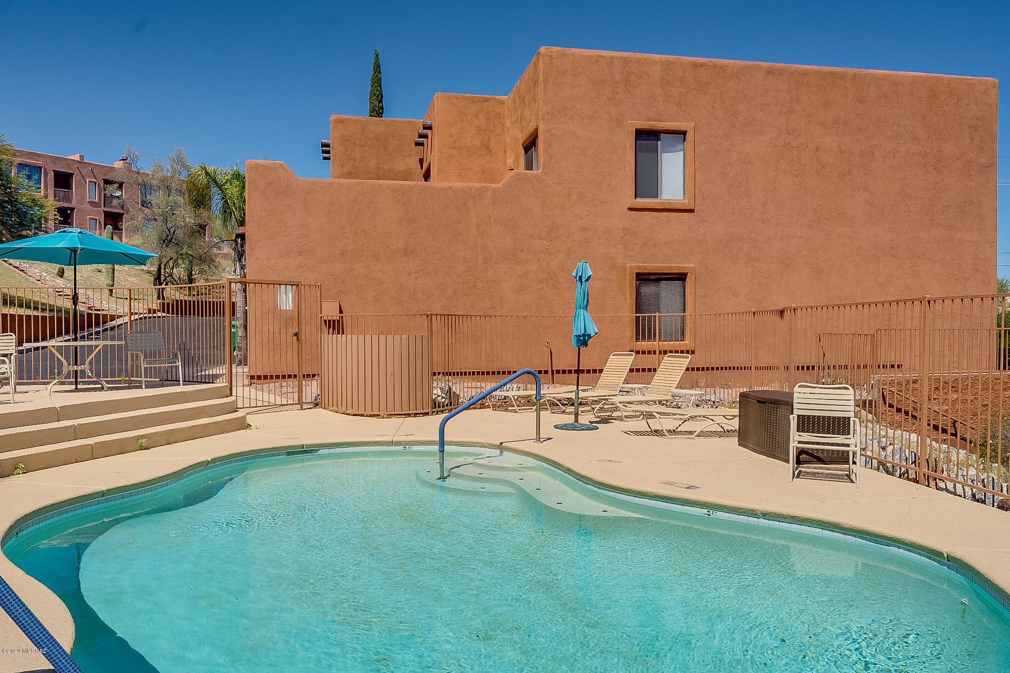 Fairway Terrace Condos. (Units 1-30) - Residential