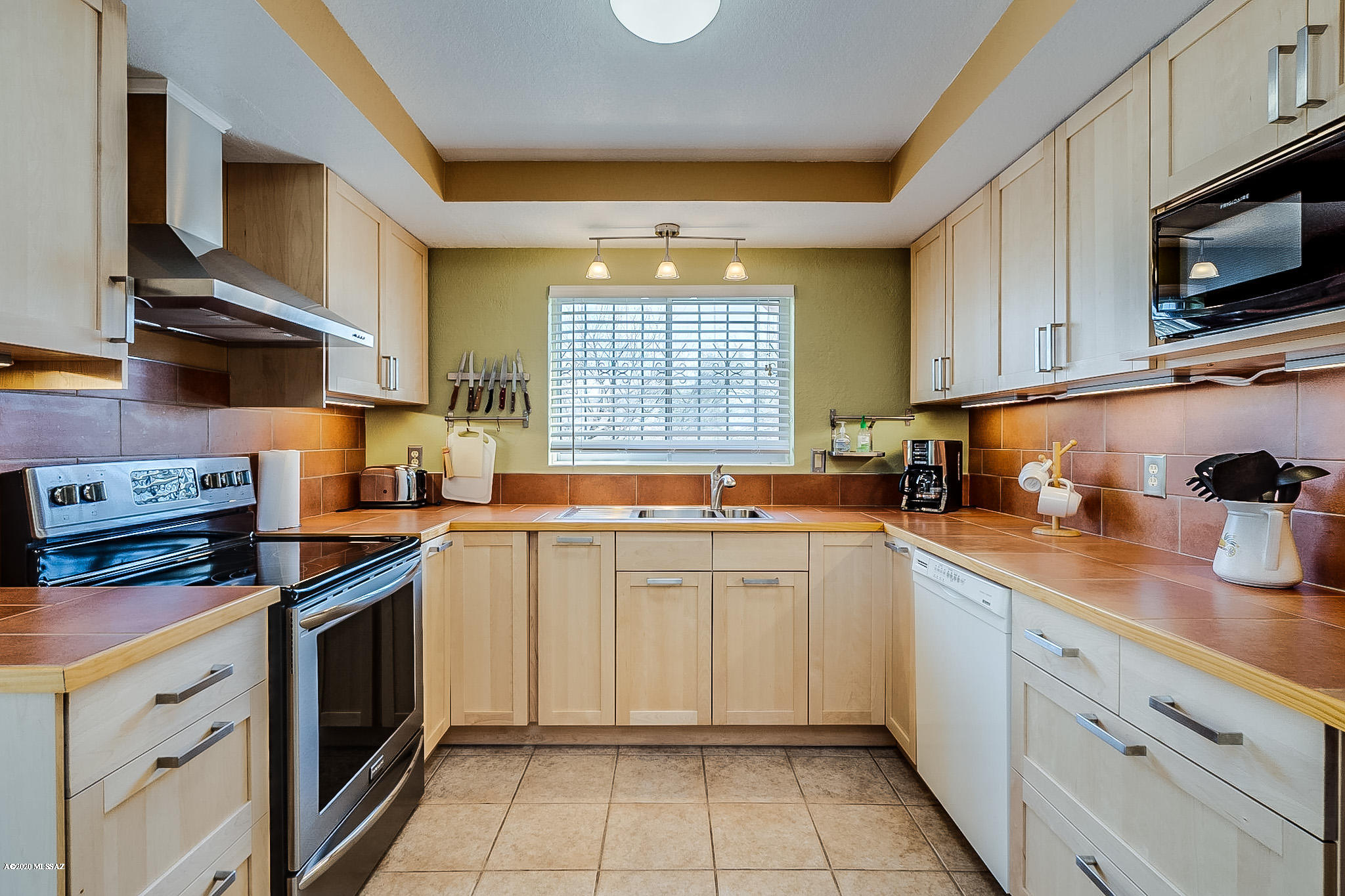 Continental Vistas(1-302) - Residential