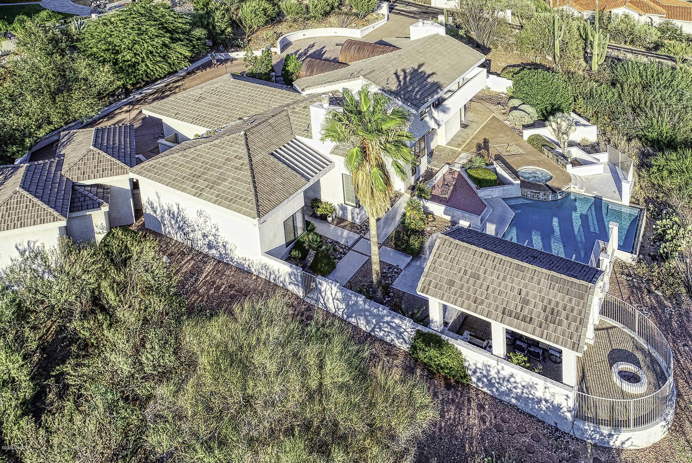 Finisterra (1-210) - Residential