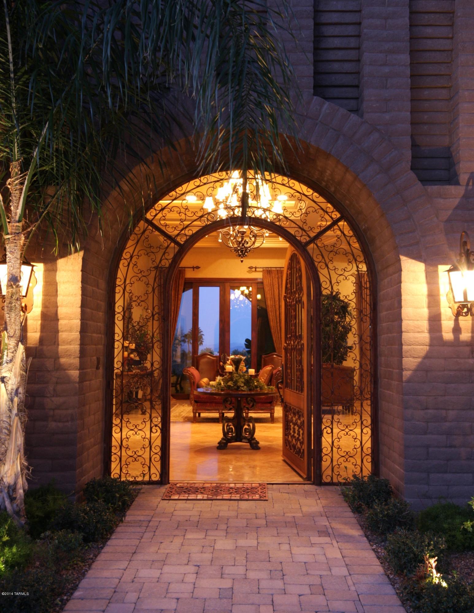 SELLER WILL ENTERTAIN OFFERS BETWEEN $1,800,000 TO $2,500,000. SELLER RESERVES THE RIGT TO REJECT, COUNTER OR ACCEPT ANY OFFERS IN THS RANGE. John W. Kline's Custom Designed home in Skyline Country Club.  Masonry construction & over 6,700 square feet of pure quality. This 4 BR plus office & detached guest house is located on a 1.5 acre city, mountain, & golf course  view lot in Skyline Country Club.  Designed to bring the views in, this home features: one level w/ no interior steps, private baths for all the bedrooms & a separate powder room, great room concept with media room, open kitchen with butlers pantry. (subzero and wolf appliances in both kitchen and butlers pantry)outdoor kitchen; pergola w/Fireplace, pool & spa.  Broker is related to one of the Principles.