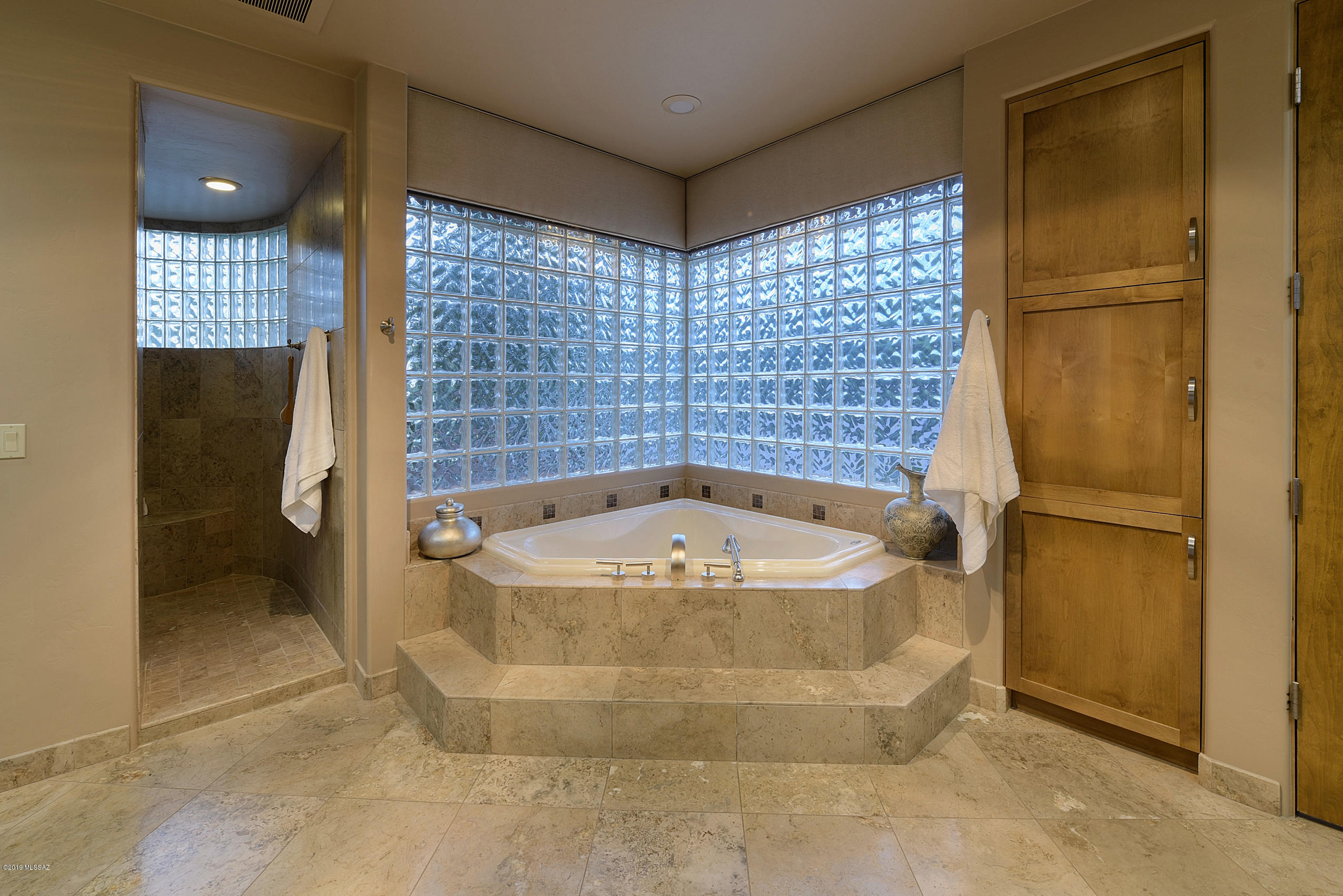 Canyon Pass At Dove Mountain - Residential