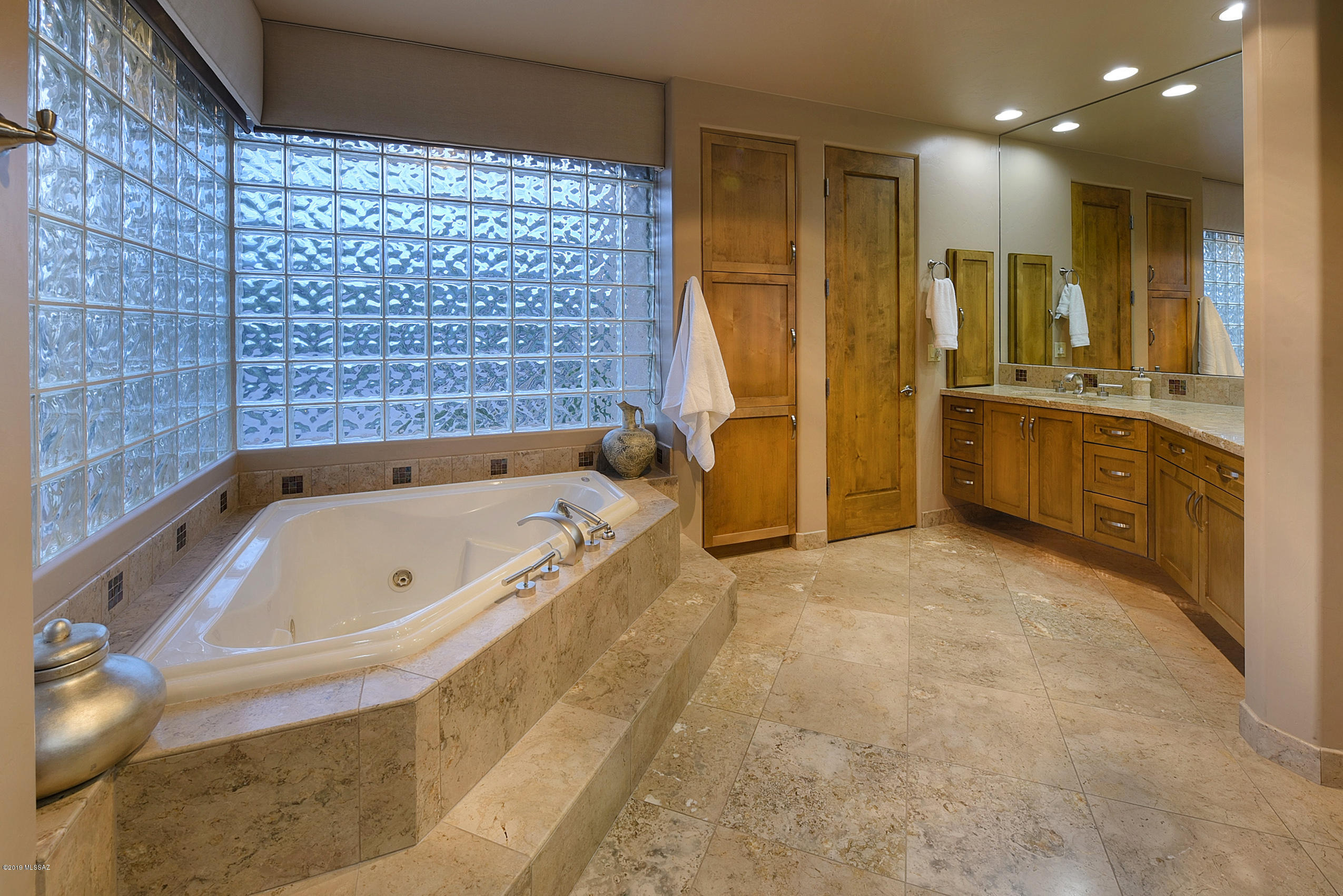 Canyon Pass At Dove Mountain - Residential