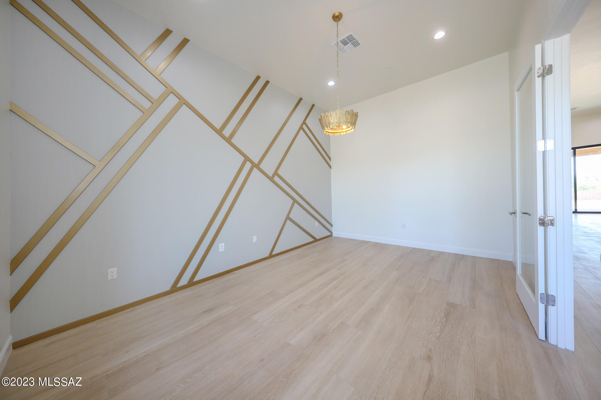 Gracious Estates (1-30) - Residential