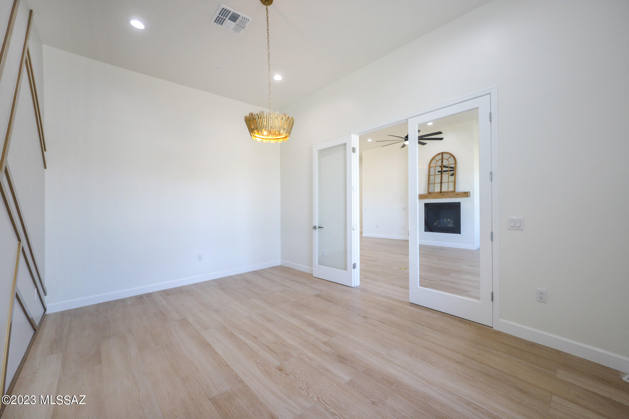 Gracious Estates (1-30) - Residential