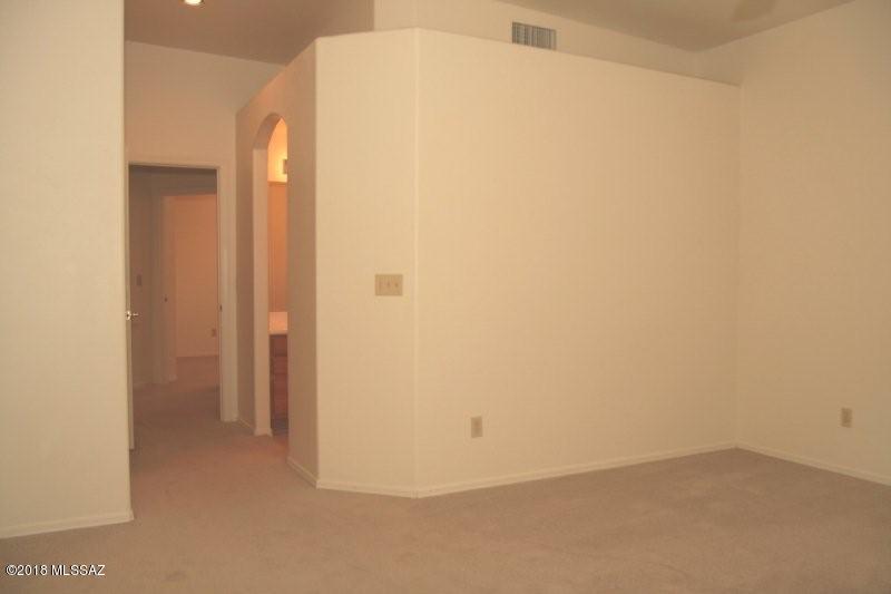 Rancho Esperero (1-343) - Residential Lease