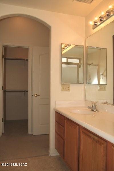 Rancho Esperero (1-343) - Residential Lease