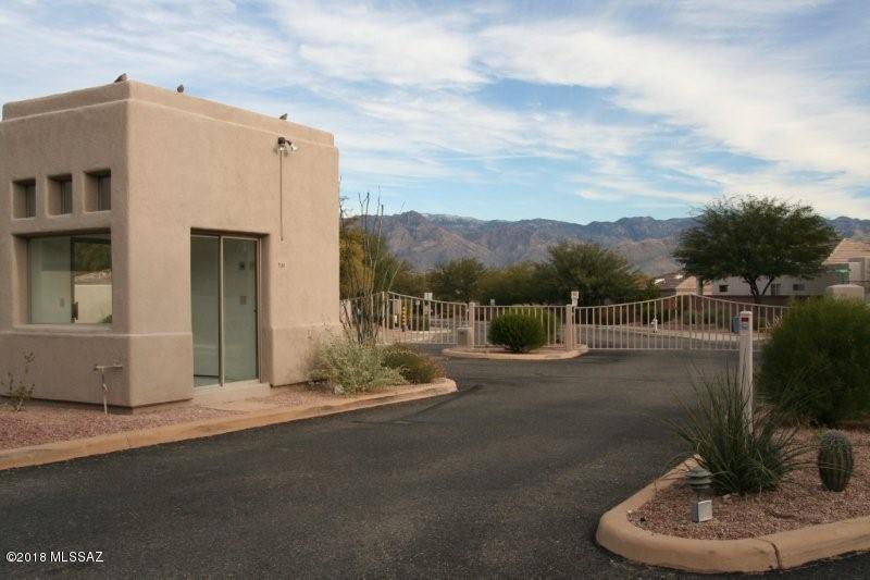 Rancho Esperero (1-343) - Residential Lease