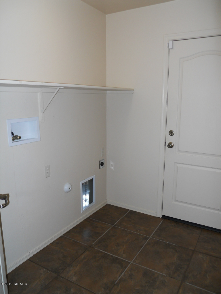 Rancho Del Lago (1-100) - Residential Lease