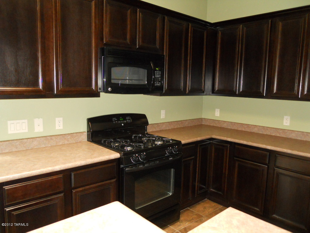 Rancho Del Lago (1-100) - Residential Lease