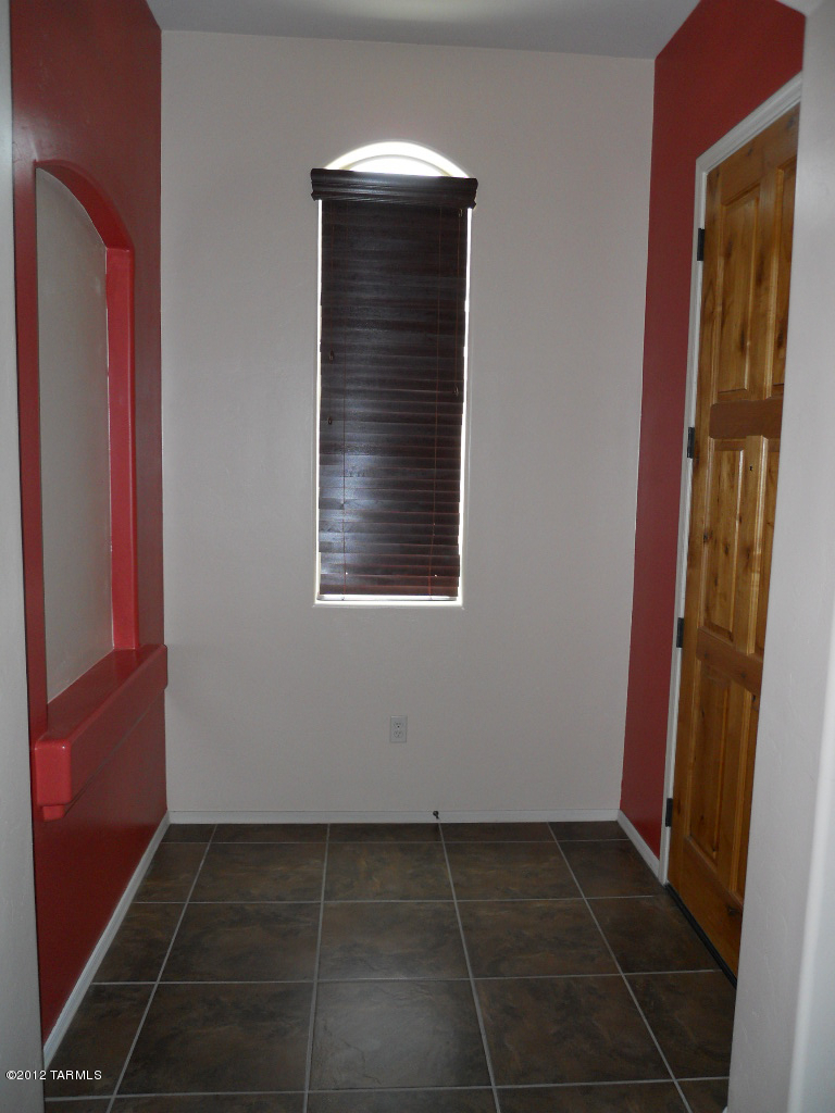 Rancho Del Lago (1-100) - Residential Lease