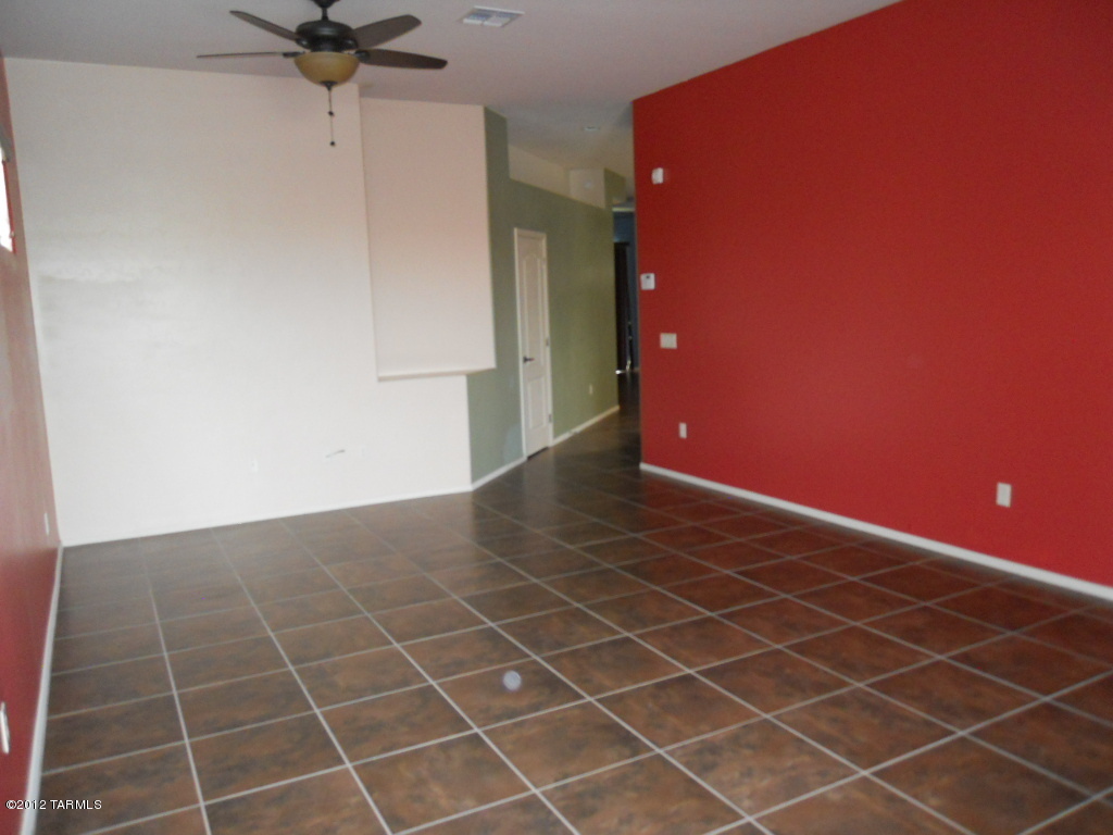 Rancho Del Lago (1-100) - Residential Lease