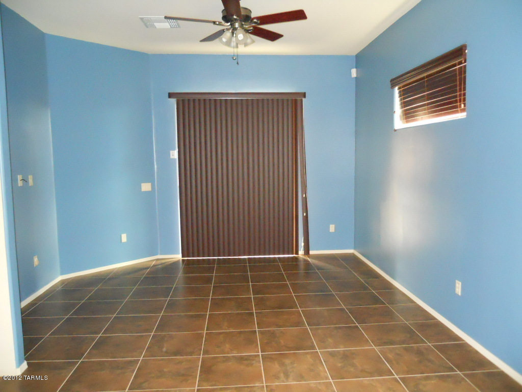 Rancho Del Lago (1-100) - Residential Lease