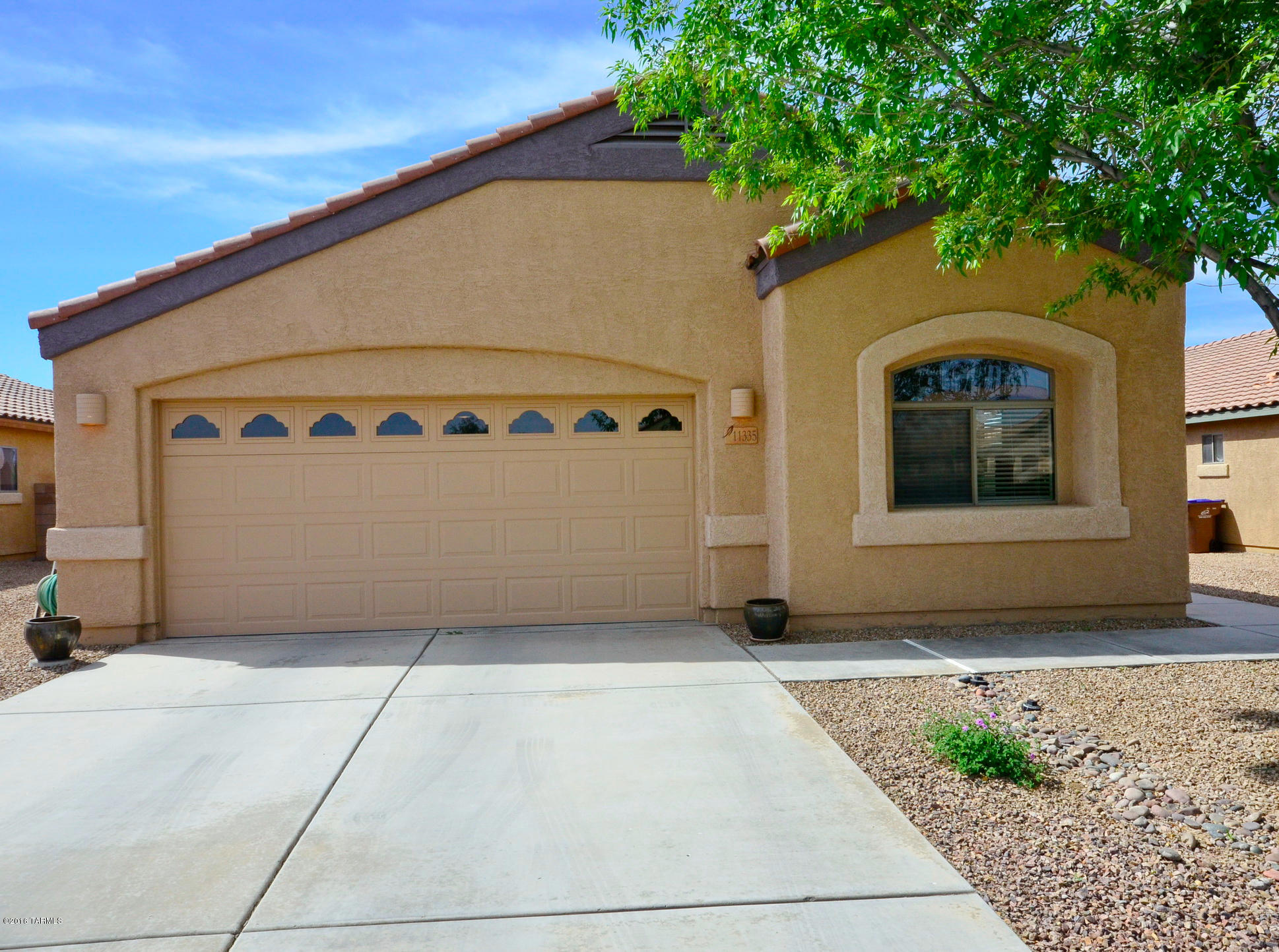 Immaculate condition - this 3 bedroom Chesapeake model home is in truly move-in condition - with all kitchen and laundry room appliances conveying.  Brand new carpet just installed March 2016.  Exterior trim painted painted Feb 2016.   Surround sound system and alarm system pre-wired.  Pre-plumbed for soft water loop. Beautiful stained glass in dining upper windows. Gourmet style kitchen with abundant cabinetry. Vaulted ceiling in Great Room.  Very open and very spacious home.  Extended brick paver patio area, mature landscape. Private and tranquil location. Home shows beautifully.