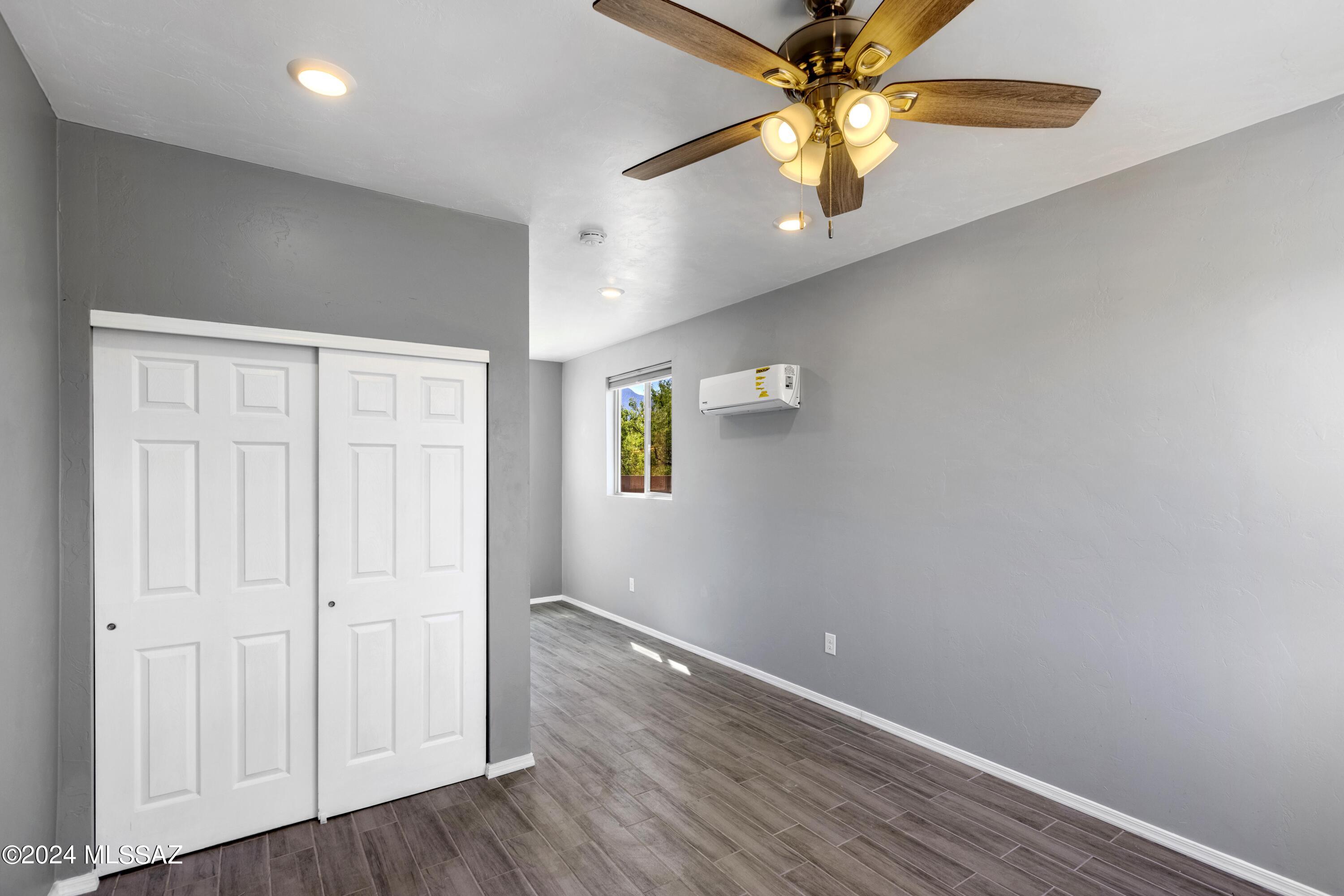 Black Horse (1-411) - Residential