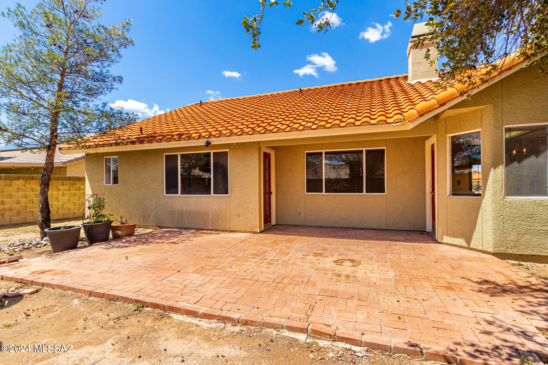 Elliott Homes At Rita Ranch (1-521) - Residential