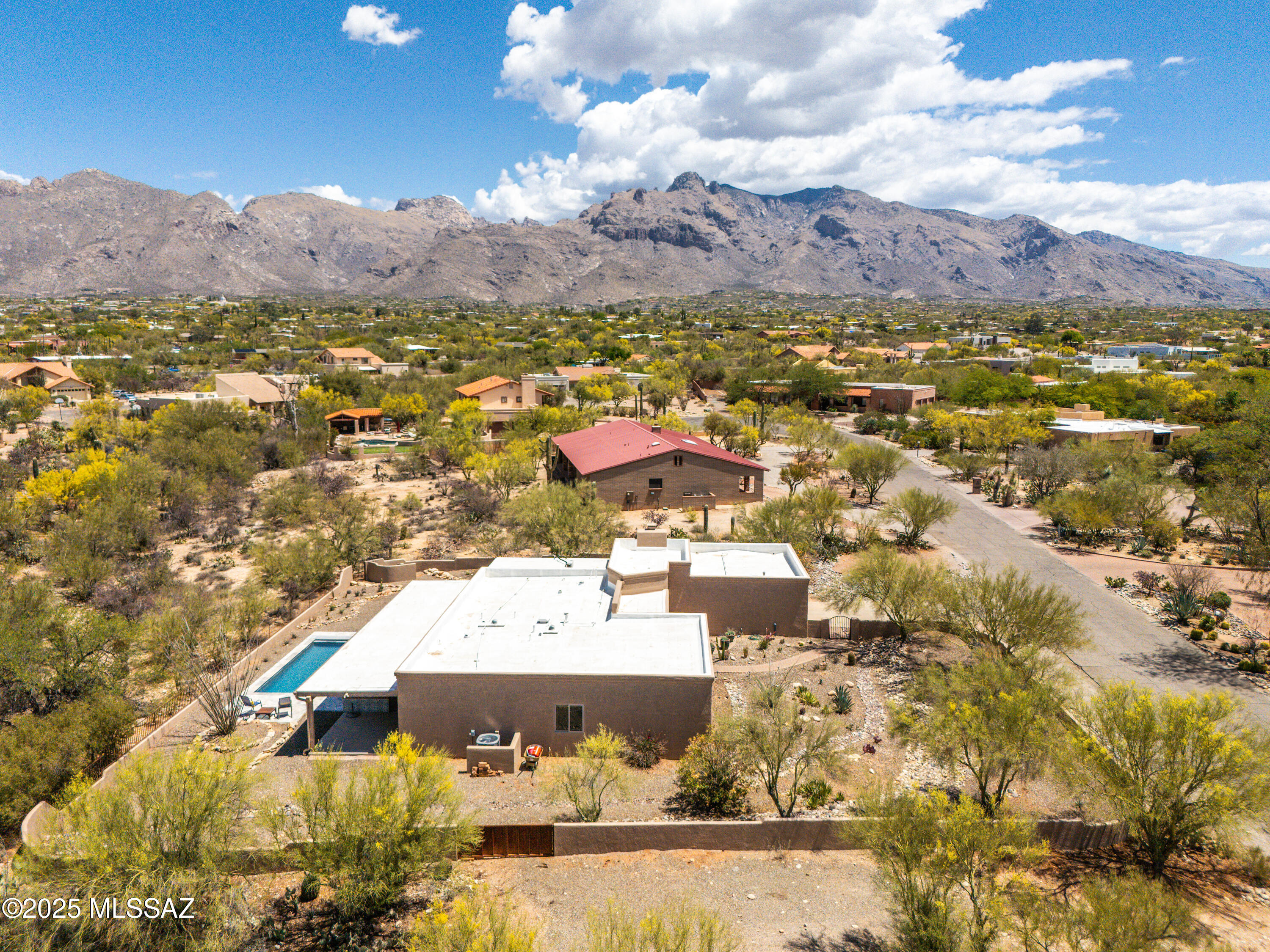 Shadow Hills (484-595) - Residential