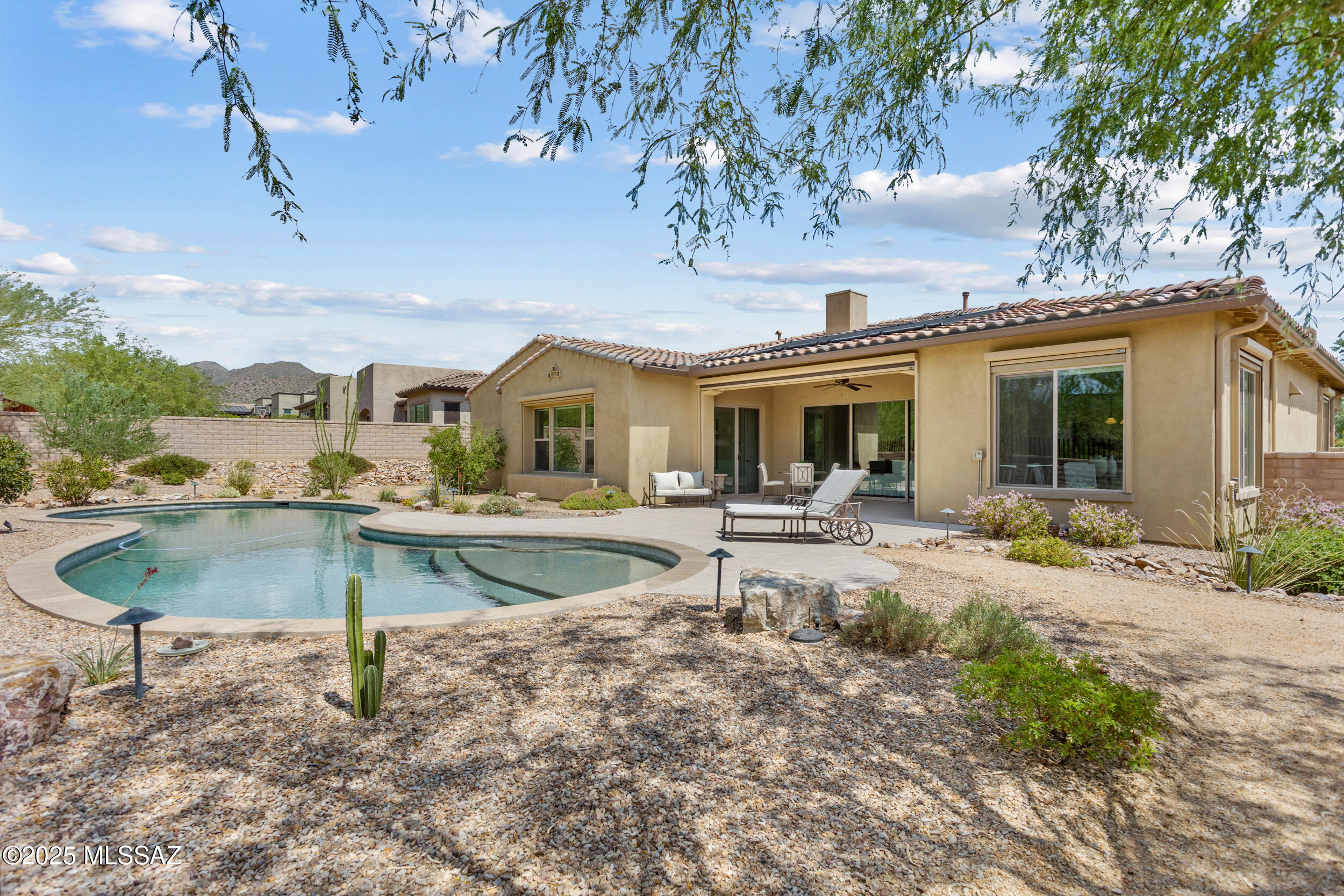 Los Saguaros At Dove Mountain SQ20121640199 - Residential