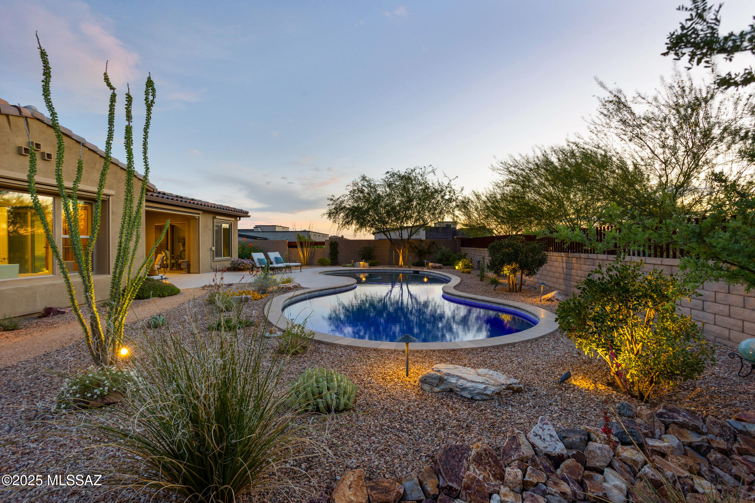 *DESERT GEM* INCREDIBLE VALUE! WHY BUILD WHEN YOU CAN HAVE IT ALL NOW... JUST MOVE IN! TOLL BROS QUALITY BUILT HM! ''GATED'' ENCLAVE OF MILLION $ PLUS HMS- ON 1/3 ACRE+ LOADED W/ UPGRADES ...POOL, PLANK TILE, SS APPLIC, WINDOW COVERINGS, FULLY LANDSCAP...GORGEOUS SANTA BARBARA STYLE ELEVATION- BOASTS CONTEMP INTERIOR LINES & DECOR! CHARMING FRONT PORCH ON OVERSIZED PREM LOT! POPULAR FLRPLN OFFERS HUGE GATHERING RM W/ SOARING CEILINGS- STACKING GLASS DOORS, OPENS TO STUNNING KIT W/ ALL UPGRADED APPLIC & CASUAL DINING OVERLOOKING SPARKLING ''SOLAR'' HEATED POOL/SPA, PAVED PATIOS & LANDSCP! 2X *BONUS* RMS...OFFICE/WINE/MEDIA /REC RMS- TONS OF POSSIILITES! GUEST WING INCLS EN-SUITE, PRIMARY RETREAT- SPA SOAKING TUB, & DUAL CLOSETS!
ENJOY LIFE IN DOVE MTN...HIKING/BIKING, GOLF/FITNESS & MORE