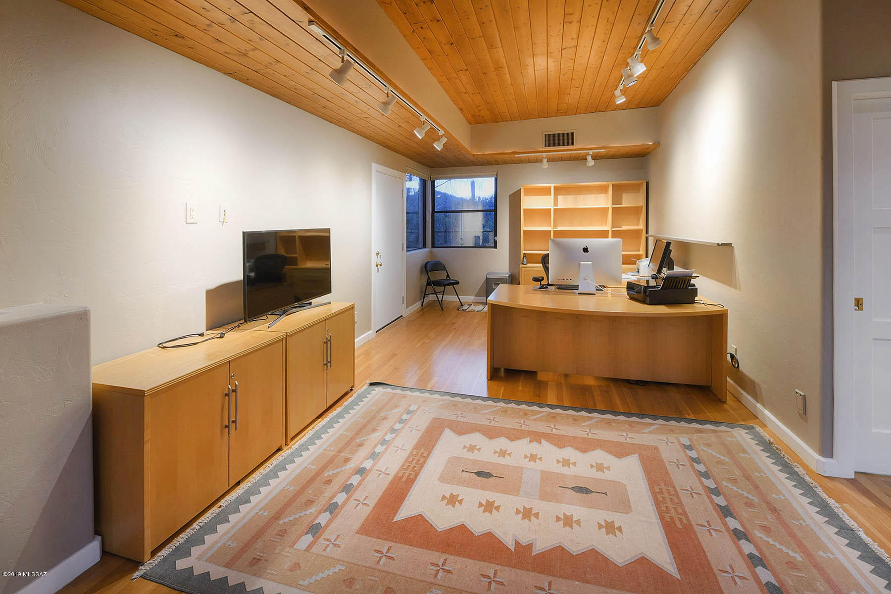 Finisterra (1-210) - Residential