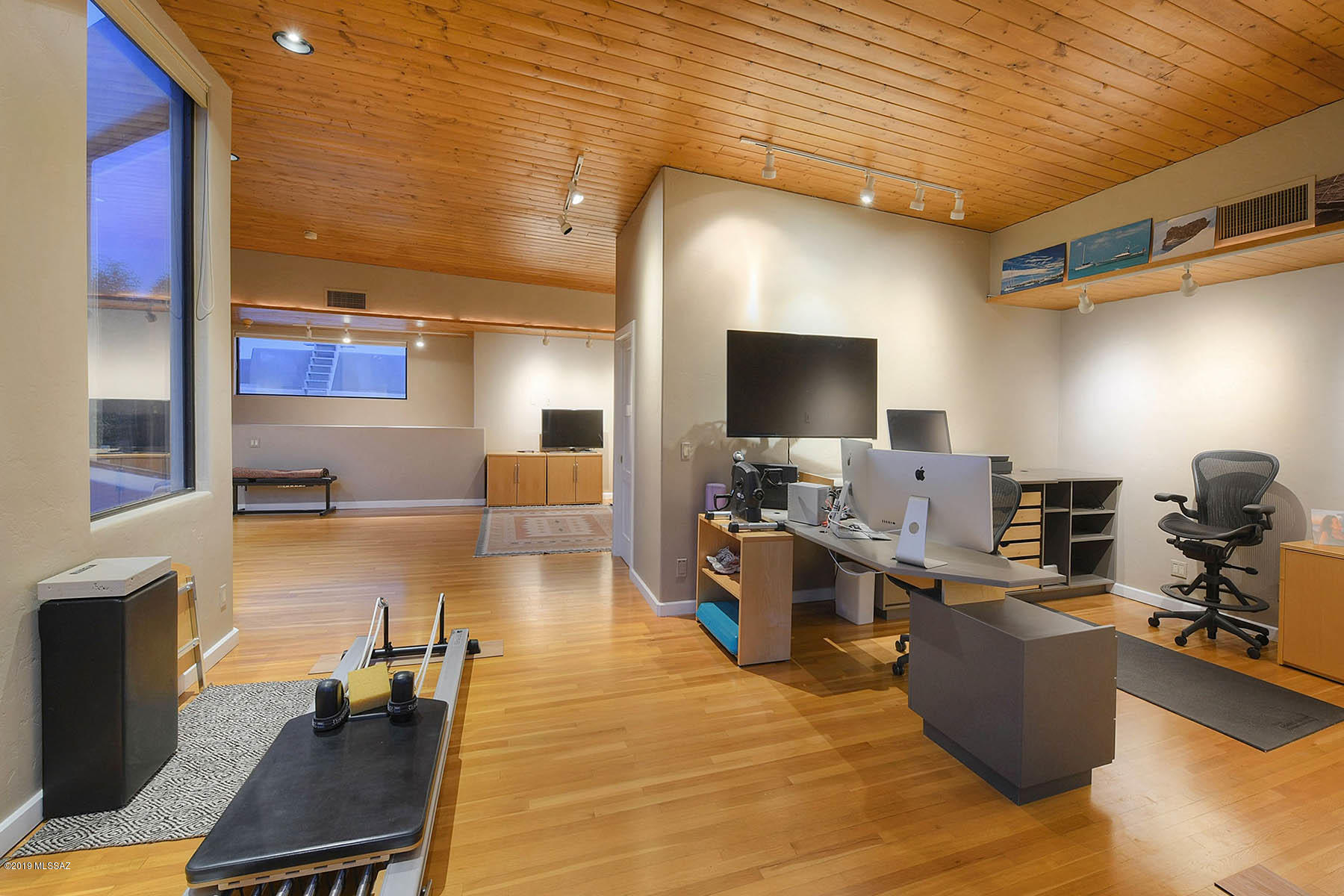 Finisterra (1-210) - Residential