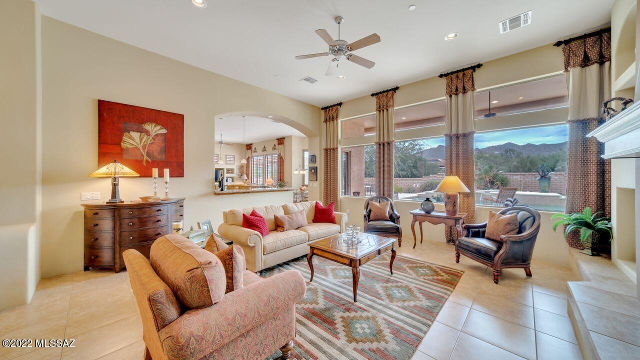 Dos Lagos at Dove Mountain (1-91) - Residential