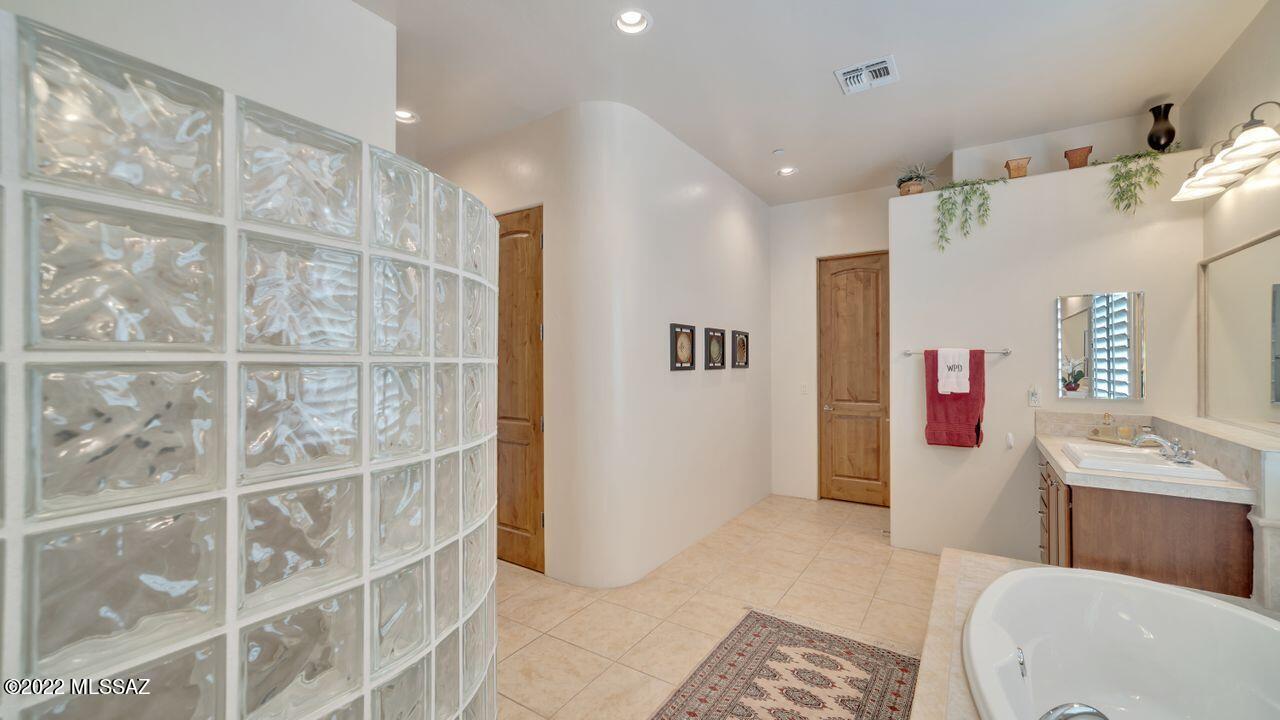 Dos Lagos at Dove Mountain (1-91) - Residential