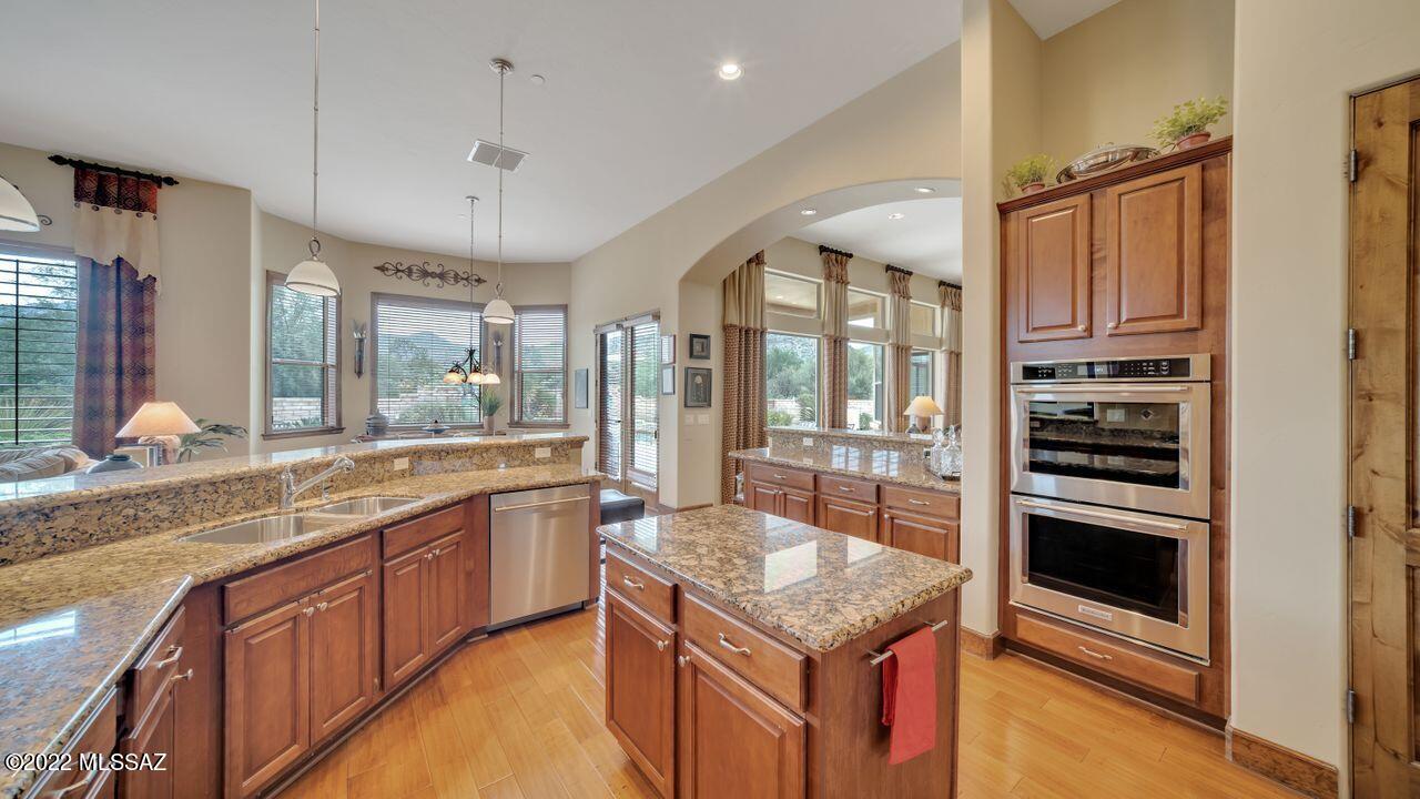 Dos Lagos at Dove Mountain (1-91) - Residential