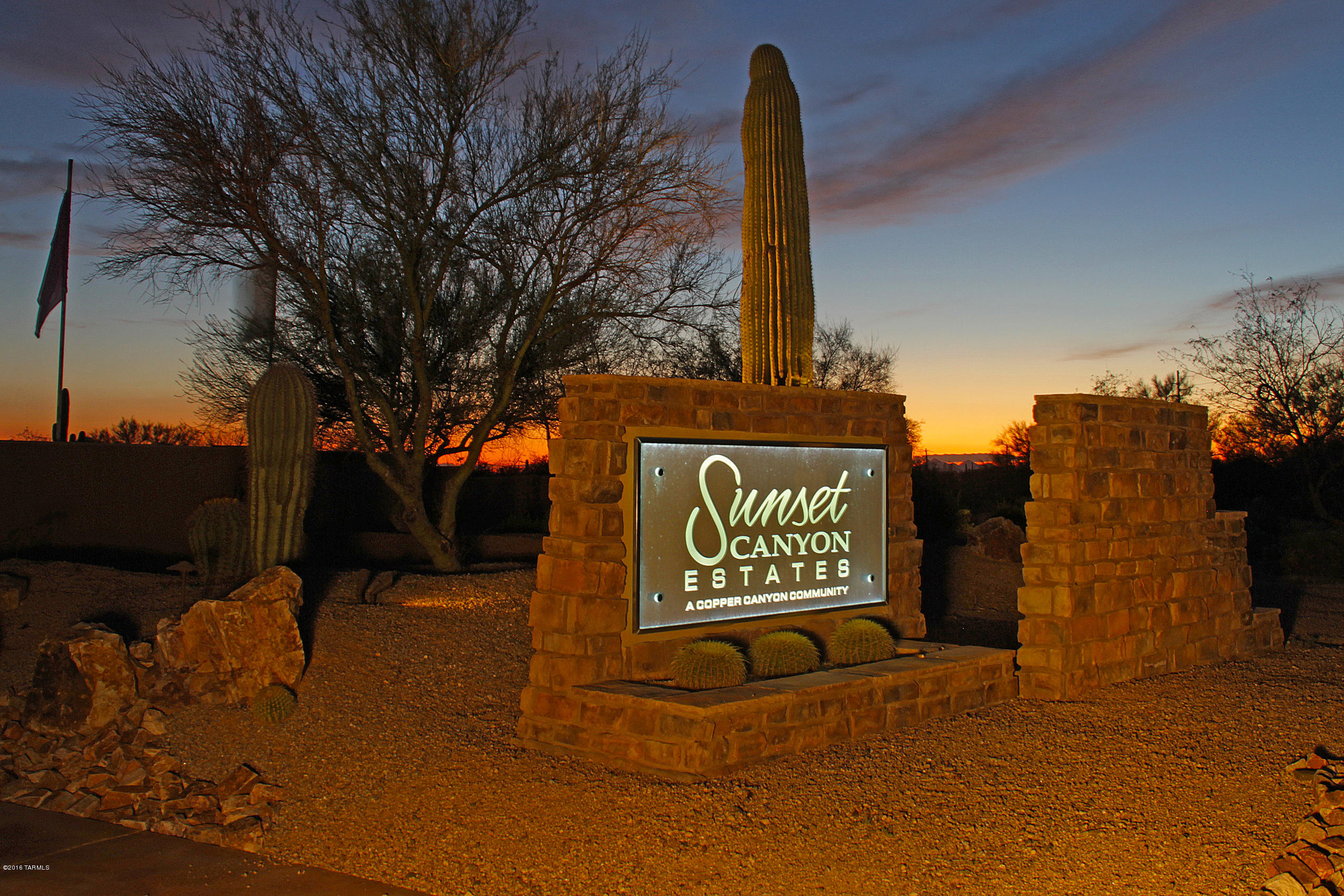 New Custom Home to be built in Sunset Canyon Estates by Homes by Copper Canyon. Call Listing Agent to learn more. Choose a floor plan and home site on estate size lots with surround mountain views. Sunset Canyon estates is located in the heart of Oro Valley, near shopping, medical and walking distance to Wilson K-8. Photos are of this floor plan built at another location.