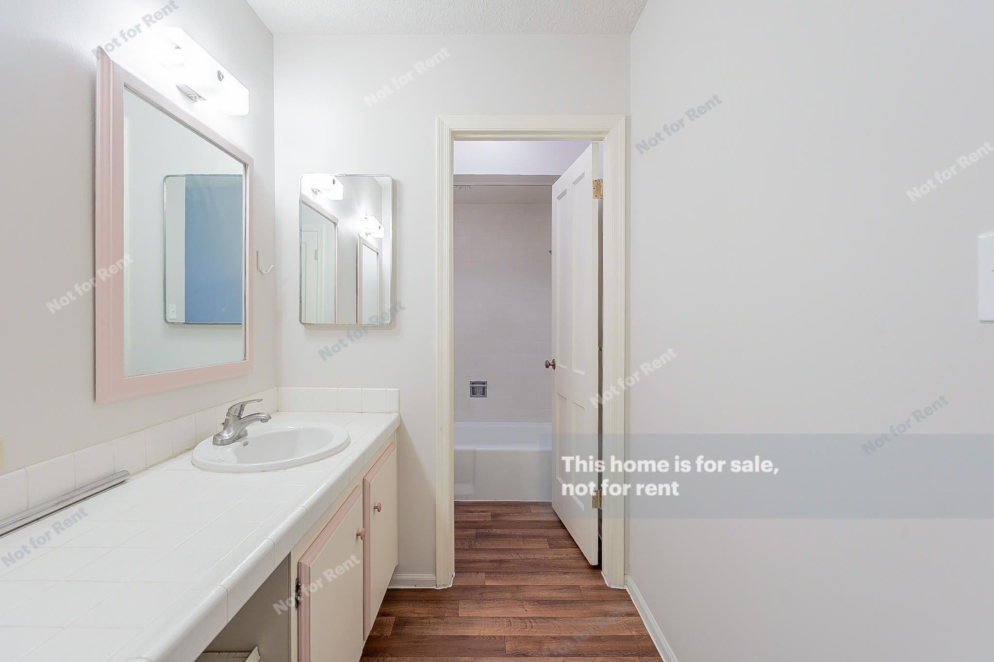 El Encanto Apartments - Residential