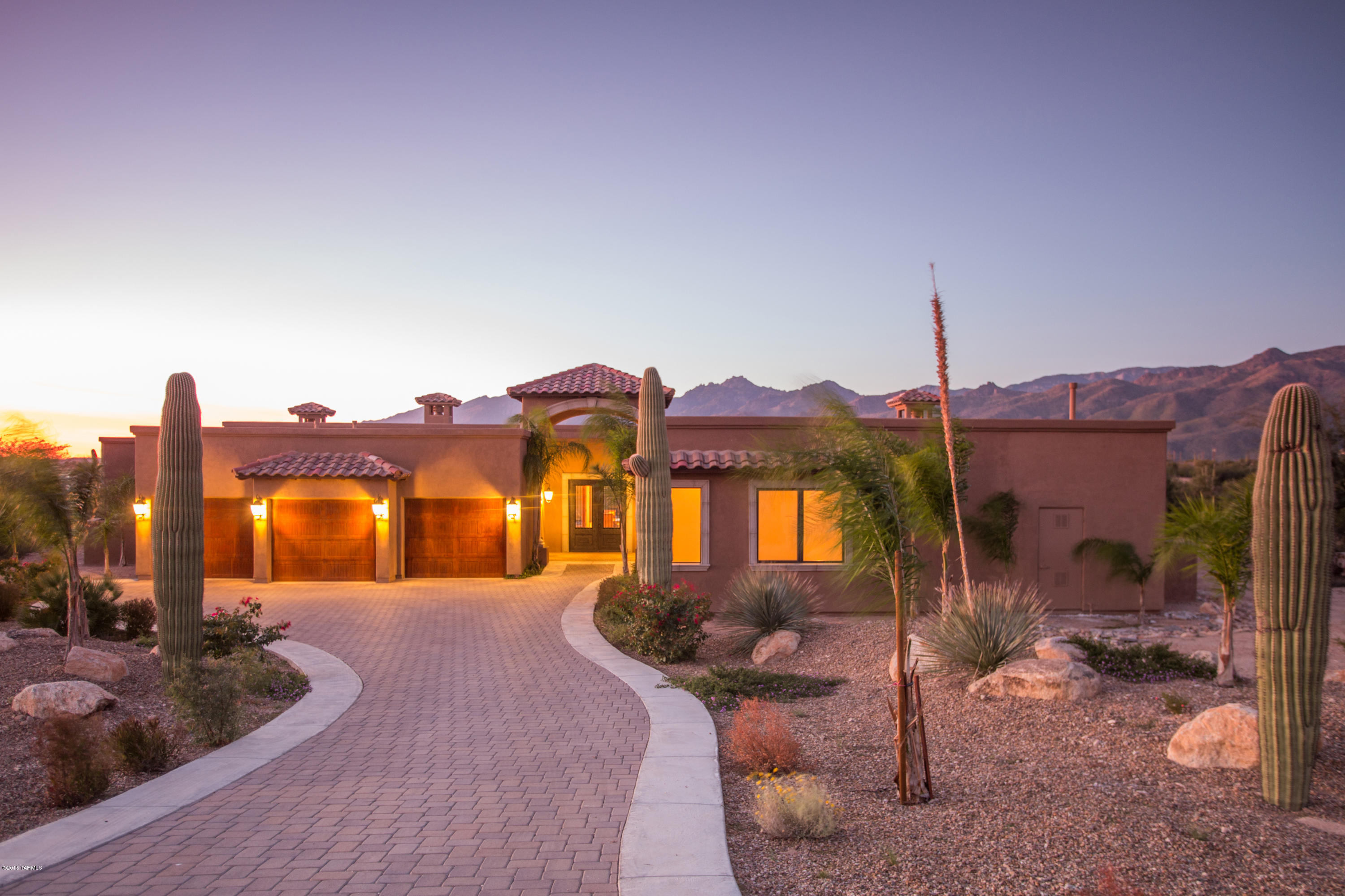 NEW 5032 SQ.FT HOME ON 1.5 ACRE HOMESITE W/MAGNIFICENT MT.VIEWS IN NEWLY GATED COMMUNITY OF RANCHO SOLADOS. A MUST SEE IN A NOW BOOMING SUBDIVISION. HAND MADE WROUGHT IRON & GLASS ENTRY DOORS, LIVING RM & DINING RM HAVE HIGH CEILINGS, CANTERA STONE FIREPLACES, FLOOR TO CEILING WINDOWS, HIGH END ISLAND KITCHEN WITH CABINETS MADE OF ALDOUR, GRANITE COUNTERTOPS, STAINLESS STEEL APPLIANCES, GAS STOVE TOP, FAMILY ROOM W/FIREPLACE, TRAVERTINE FLOORS, 5 BEDS & 5 BATHS, MASTER W/FIREPLACE, DELUXE BATH W/GRANITE, JACUZZI TUB, GRAND SHOWER, WALK-IN-CLOSET & PRIVATE ENTRY TO REAR PATIO. ENJOY A GREAT BACKYARD INCLUDING A COVERED BRICK PATIO, GAS HEATED POOL/SPA, GRASS, 3-CAR GARAGE, BRICK PAVER DRIVE & MT VIEWS! FLOOR PLAN IN PHOTOS